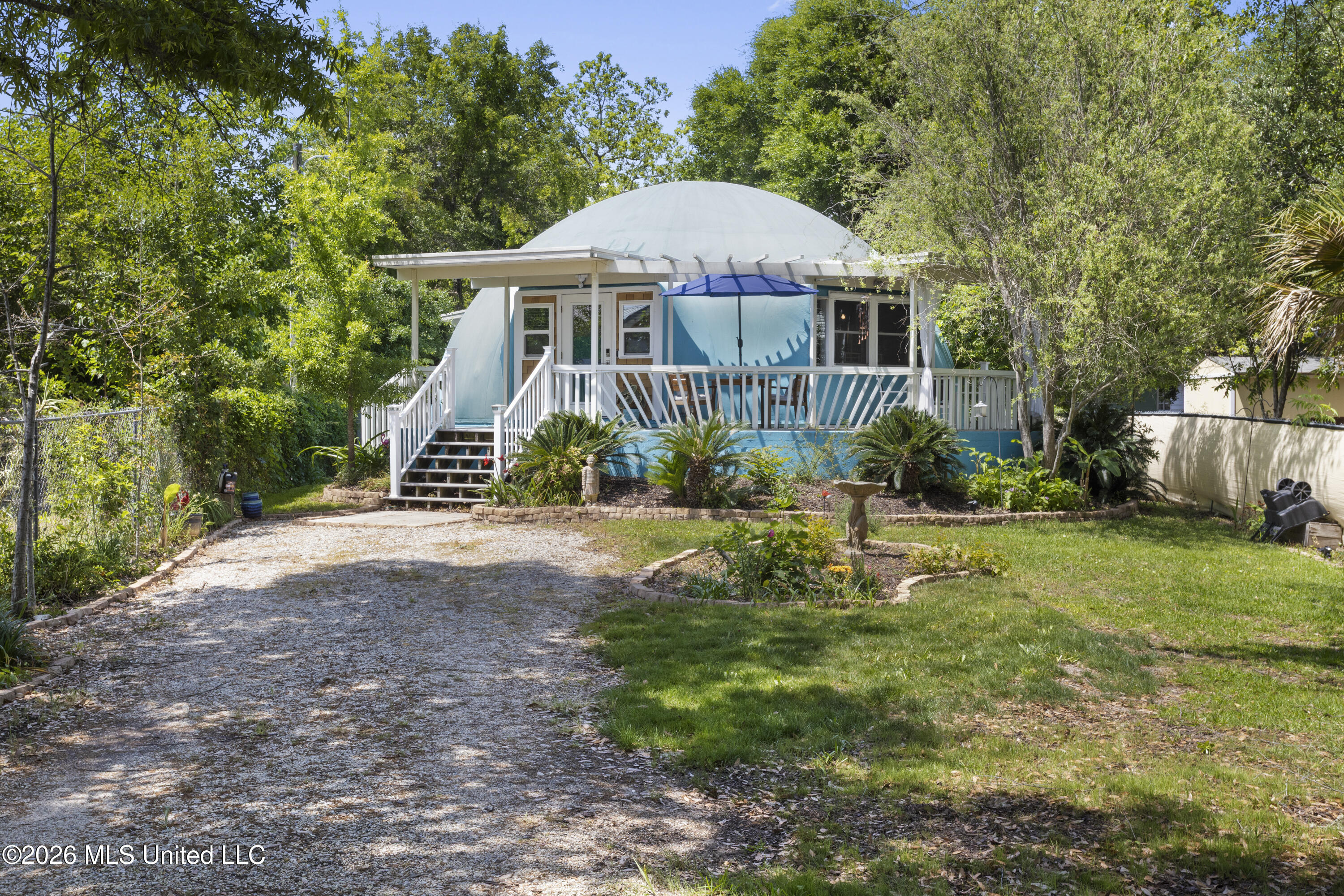 4312 Ford Street Property Photo 2