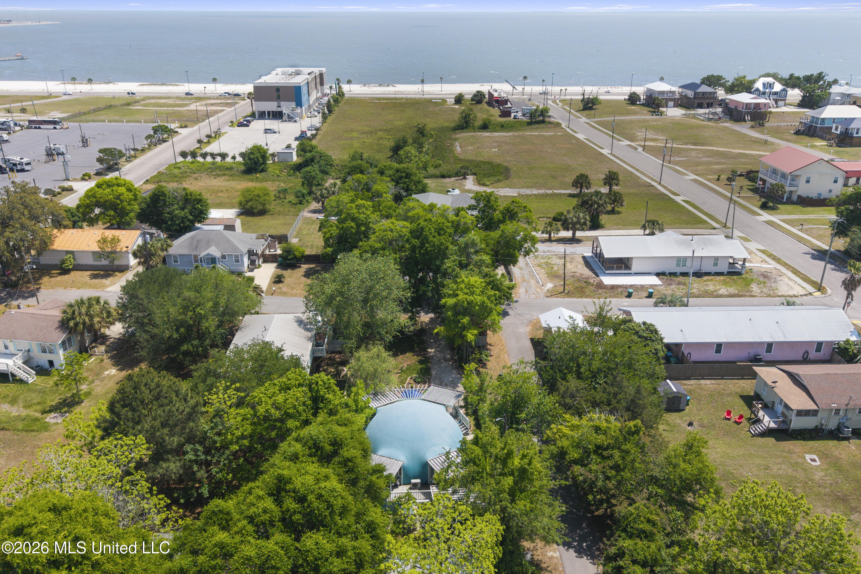 4312 Ford Street Property Photo 3