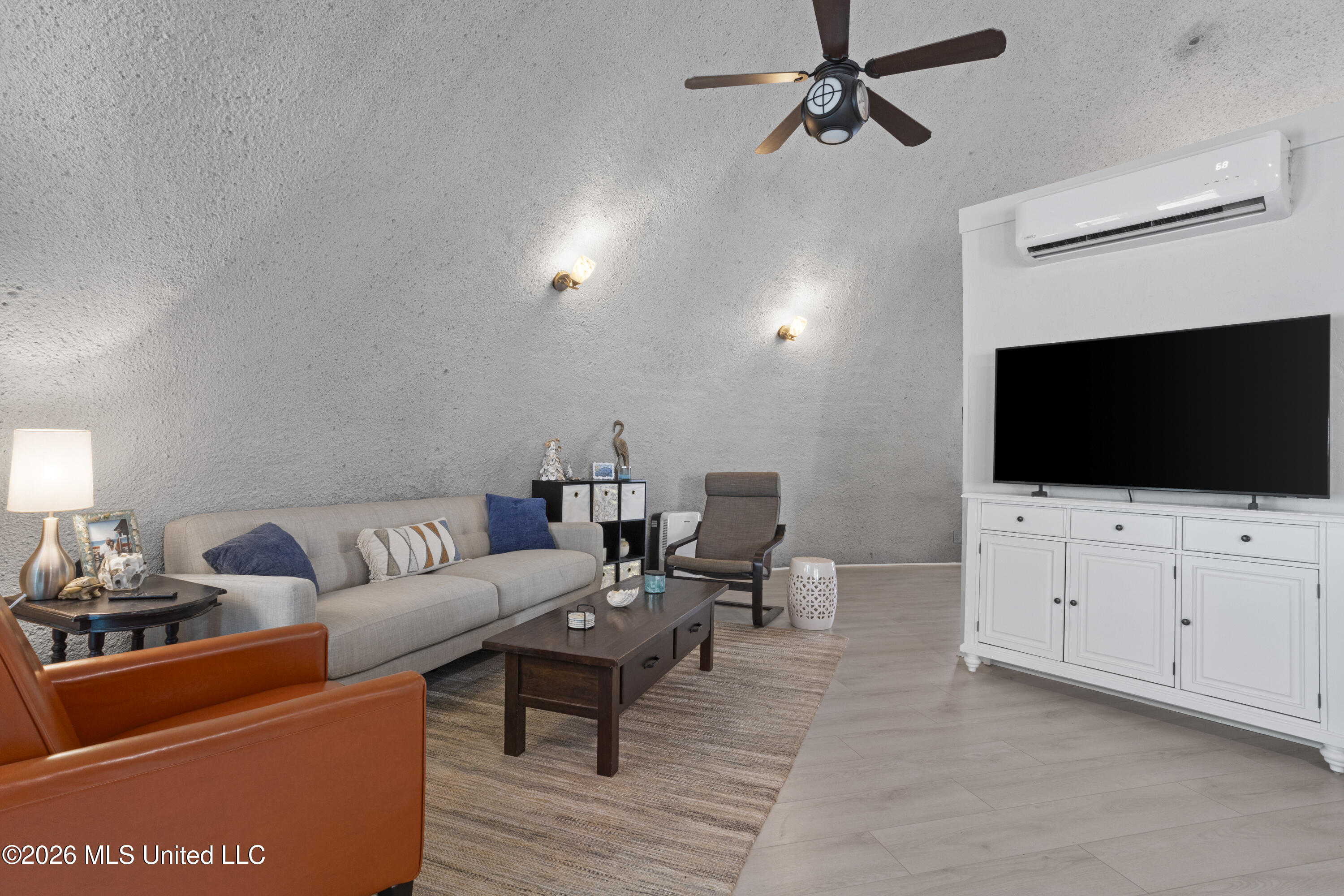 4312 Ford Street Property Photo 11