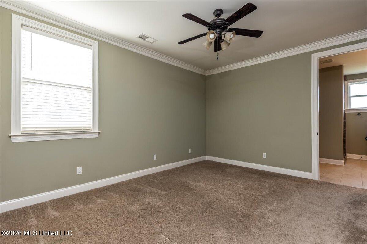 5345 E Pointe Drive Property Photo 10