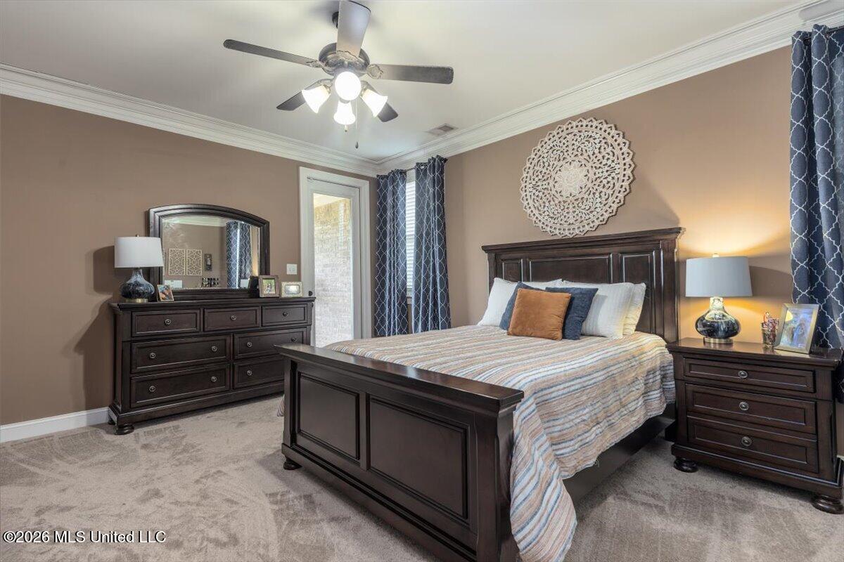 5345 E Pointe Drive Property Photo 14
