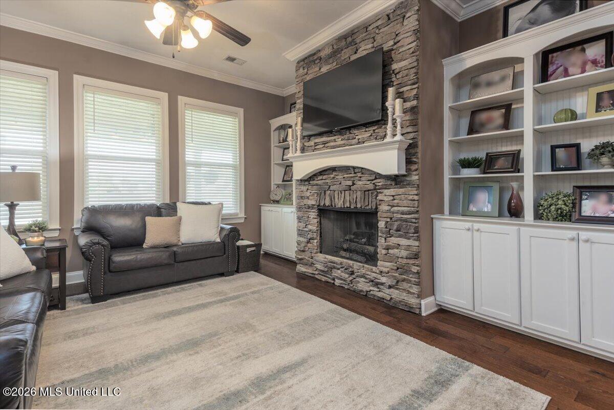 5345 E Pointe Drive Property Photo 20