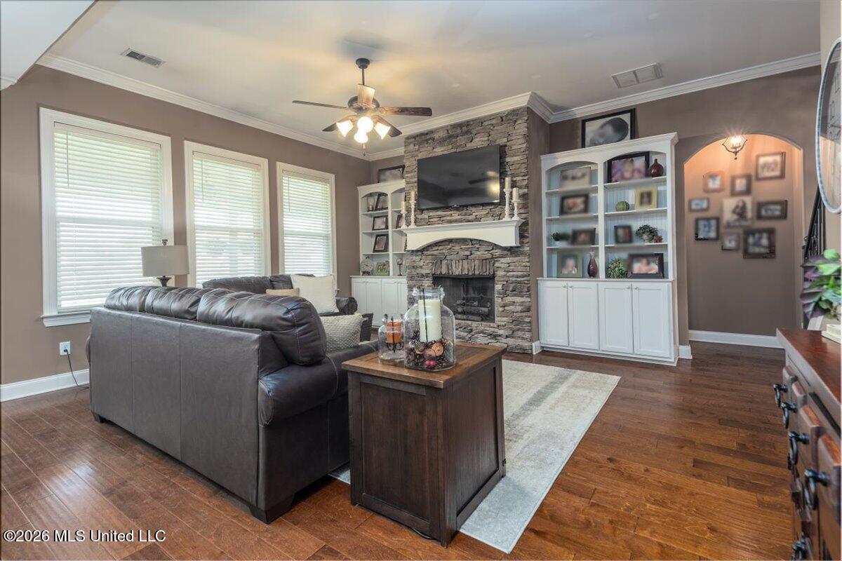 5345 E Pointe Drive Property Photo 22
