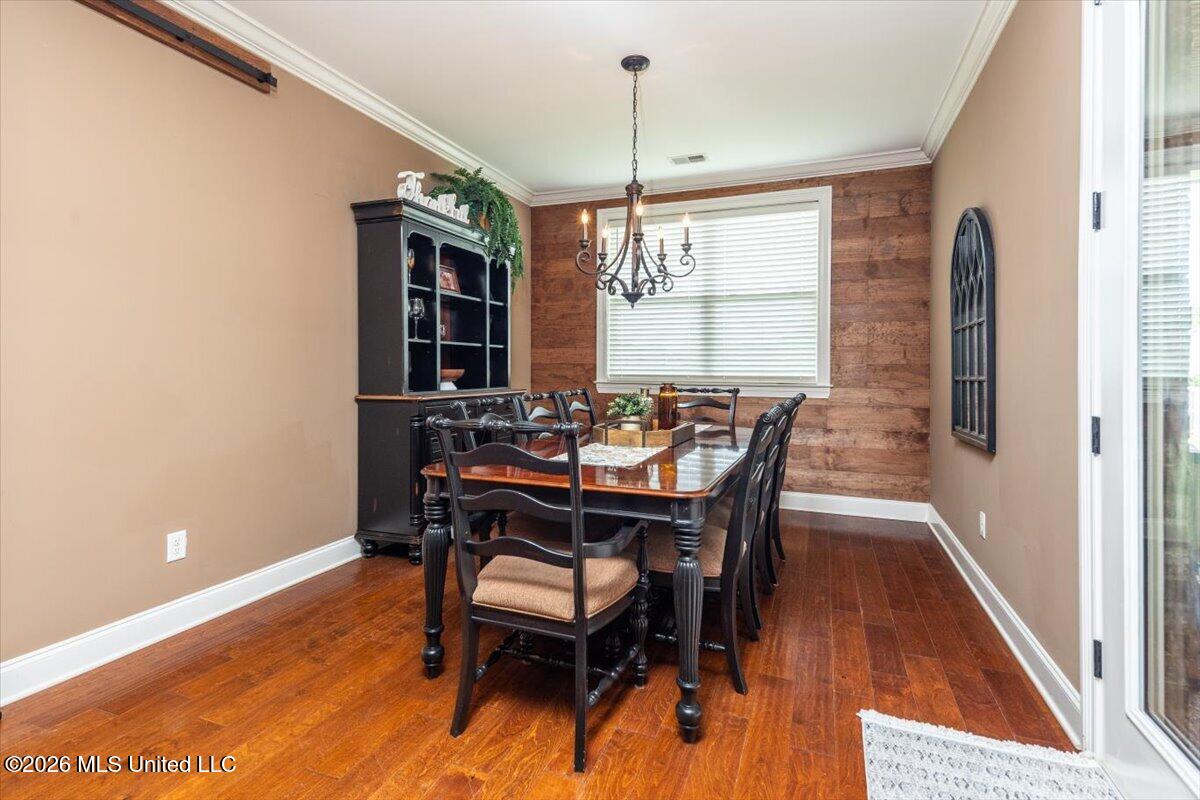 5345 E Pointe Drive Property Photo 25
