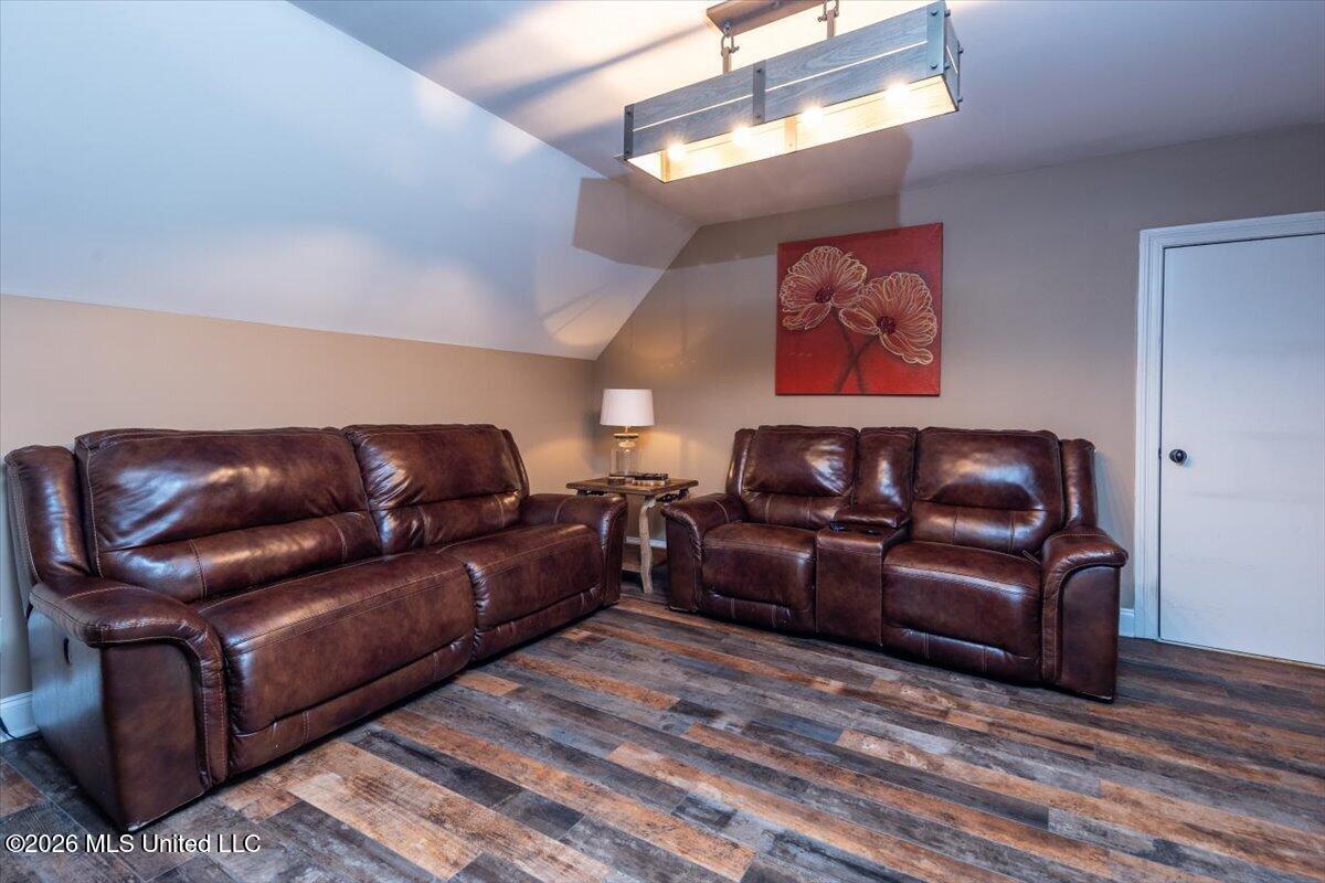5345 E Pointe Drive Property Photo 35