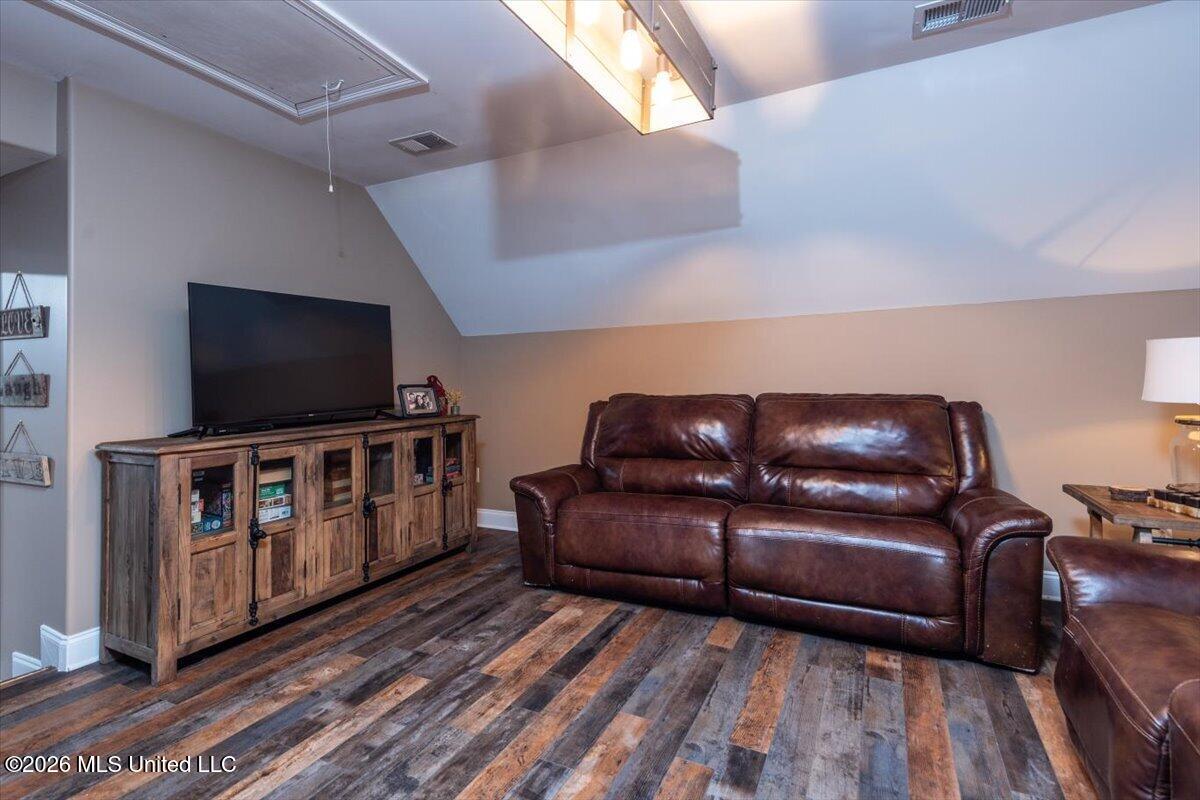 5345 E Pointe Drive Property Photo 36