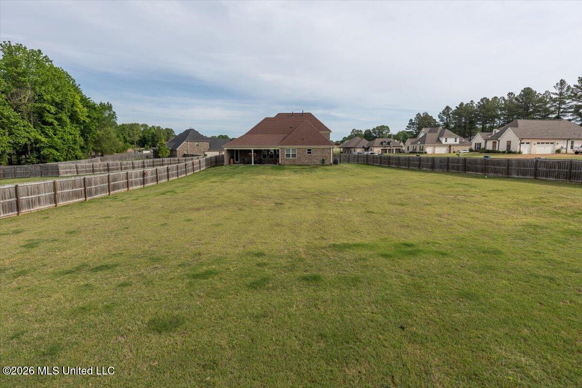 5345 E Pointe Drive Property Photo 43