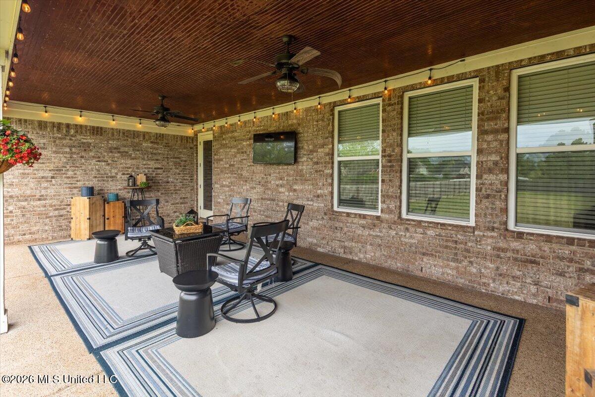 5345 E Pointe Drive Property Photo 45