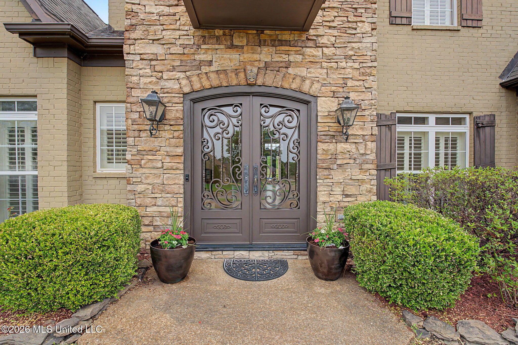 6346 Shenandoah Lane Property Photo 6