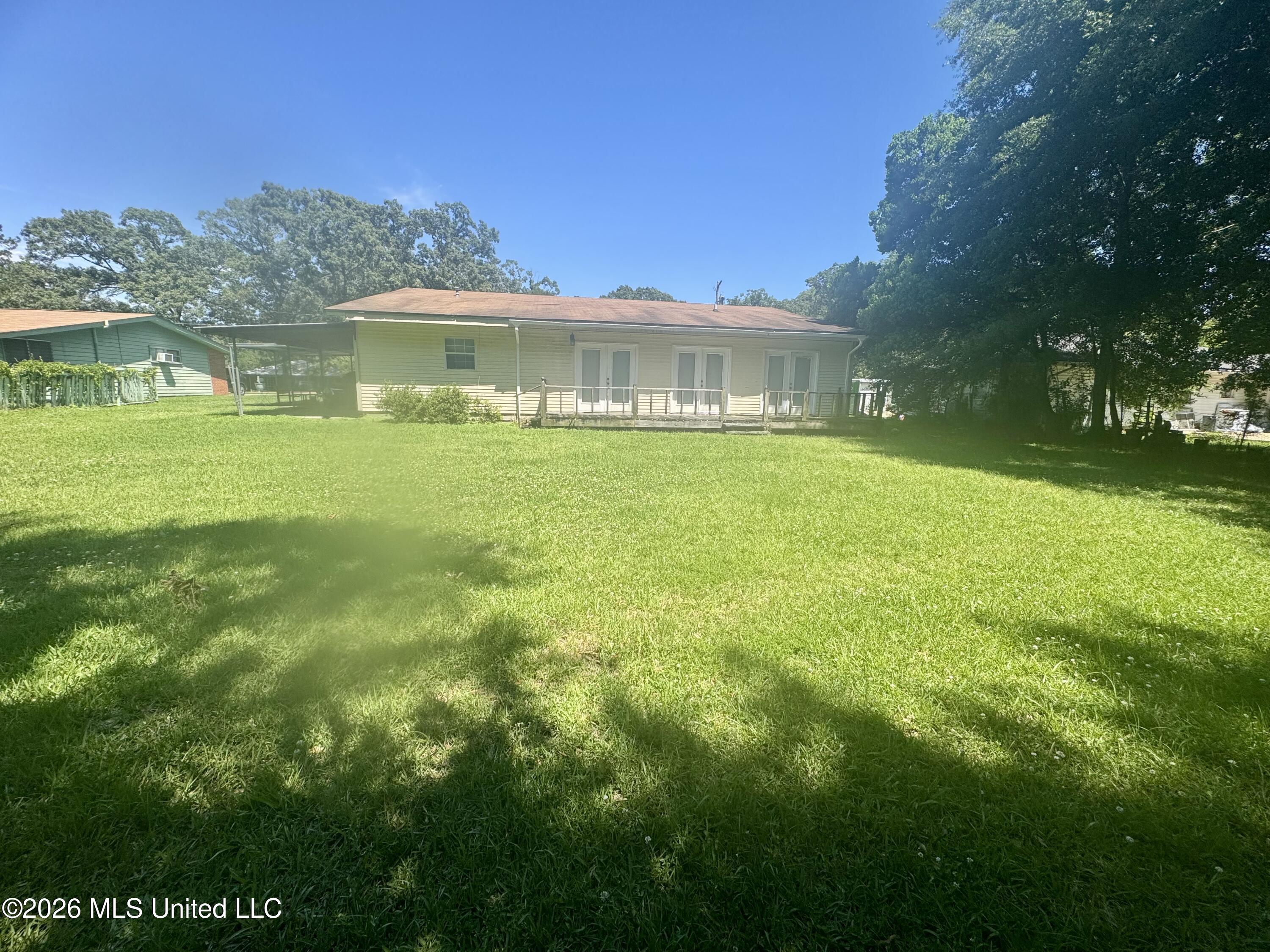 208 11th Street Property Photo 2