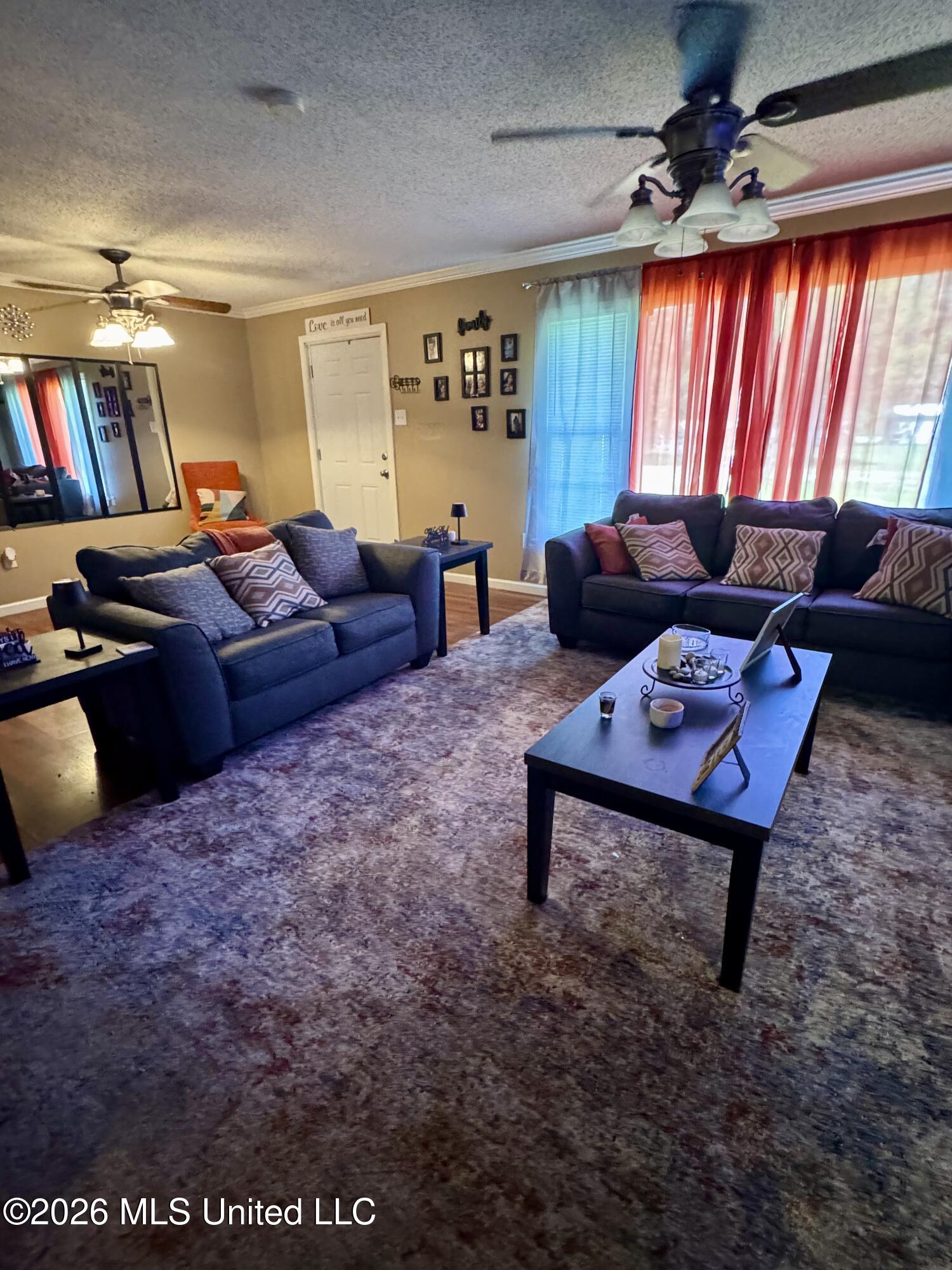 208 11th Street Property Photo 6