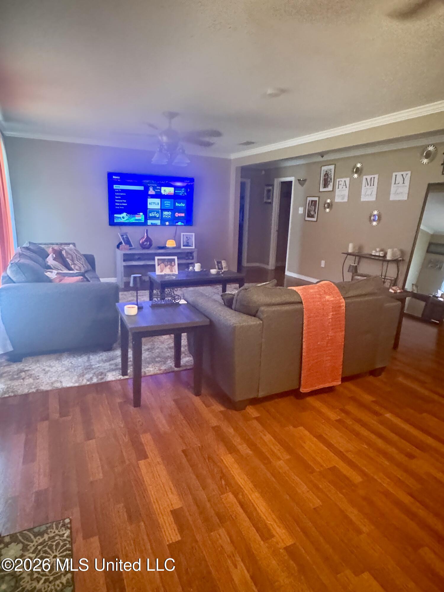 208 11th Street Property Photo 10
