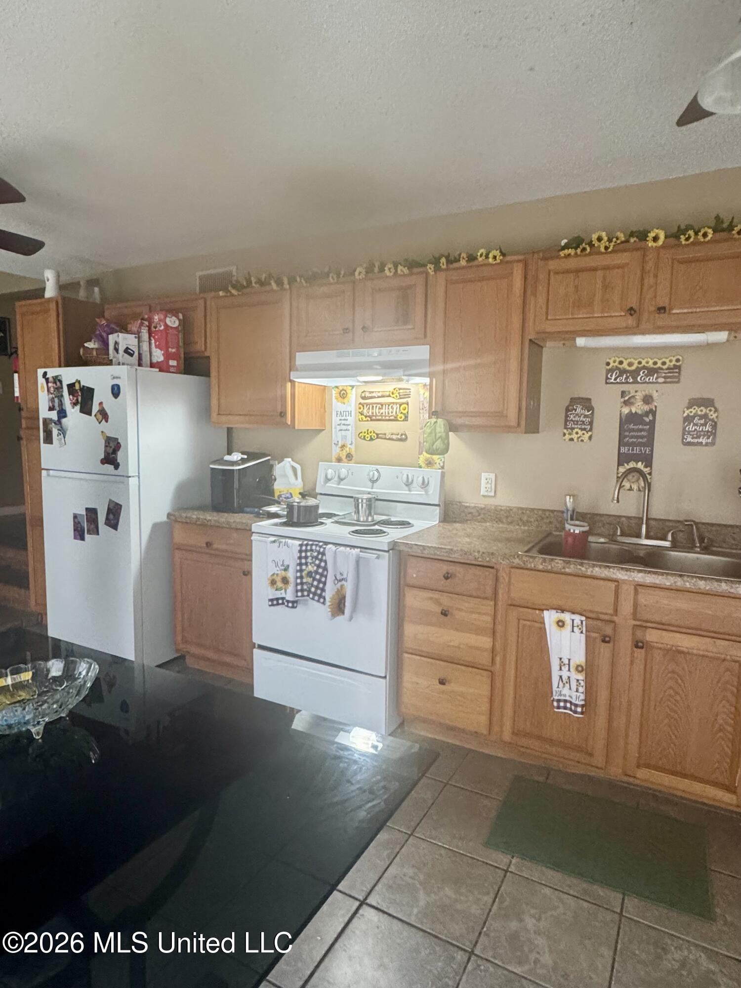 208 11th Street Property Photo 12