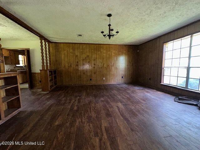 4757 Old Lake Road Property Photo 3