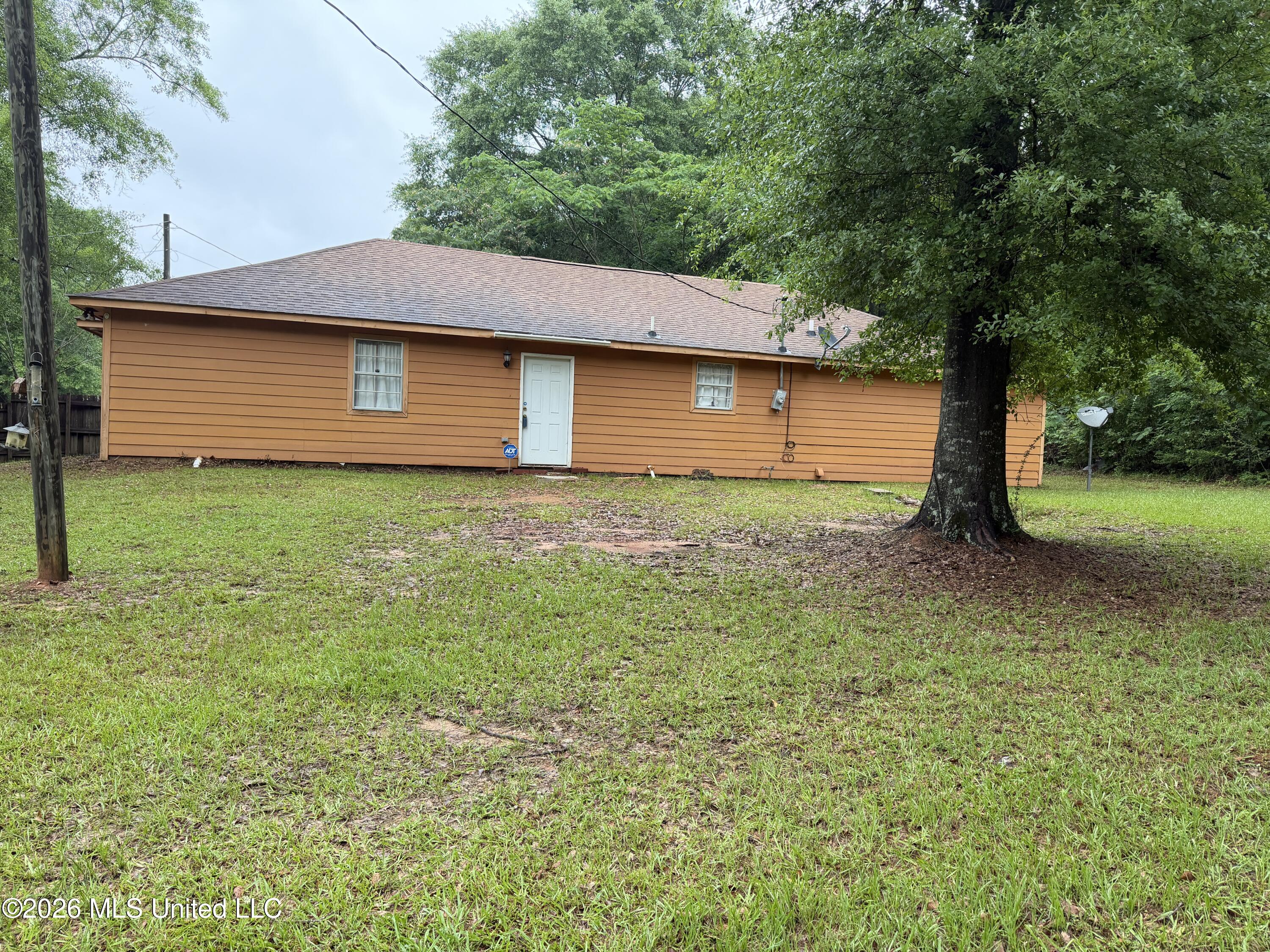 29 Willie Lindsey Drive Property Photo 2