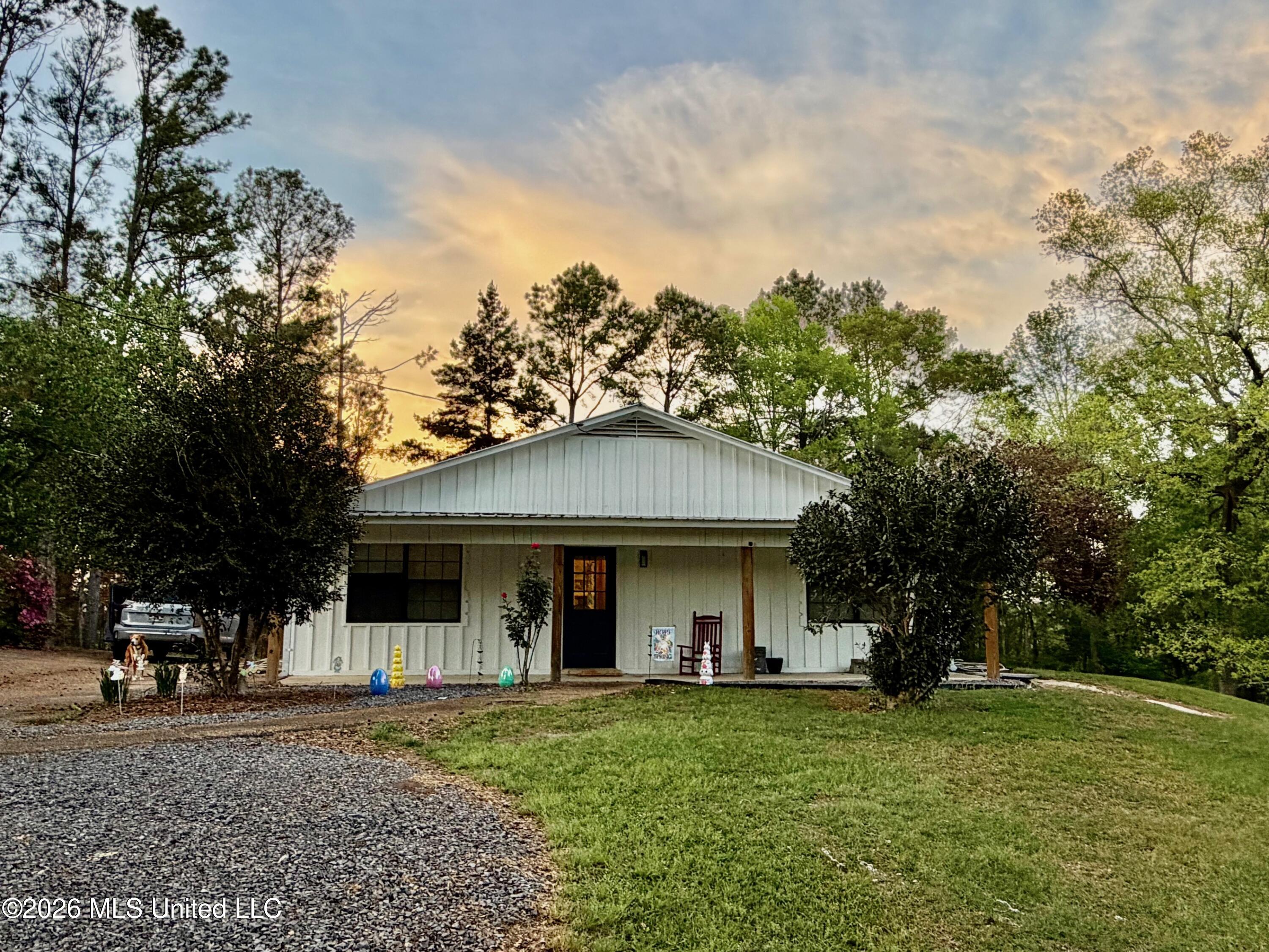 3115 River Ridge Road Property Photo 1