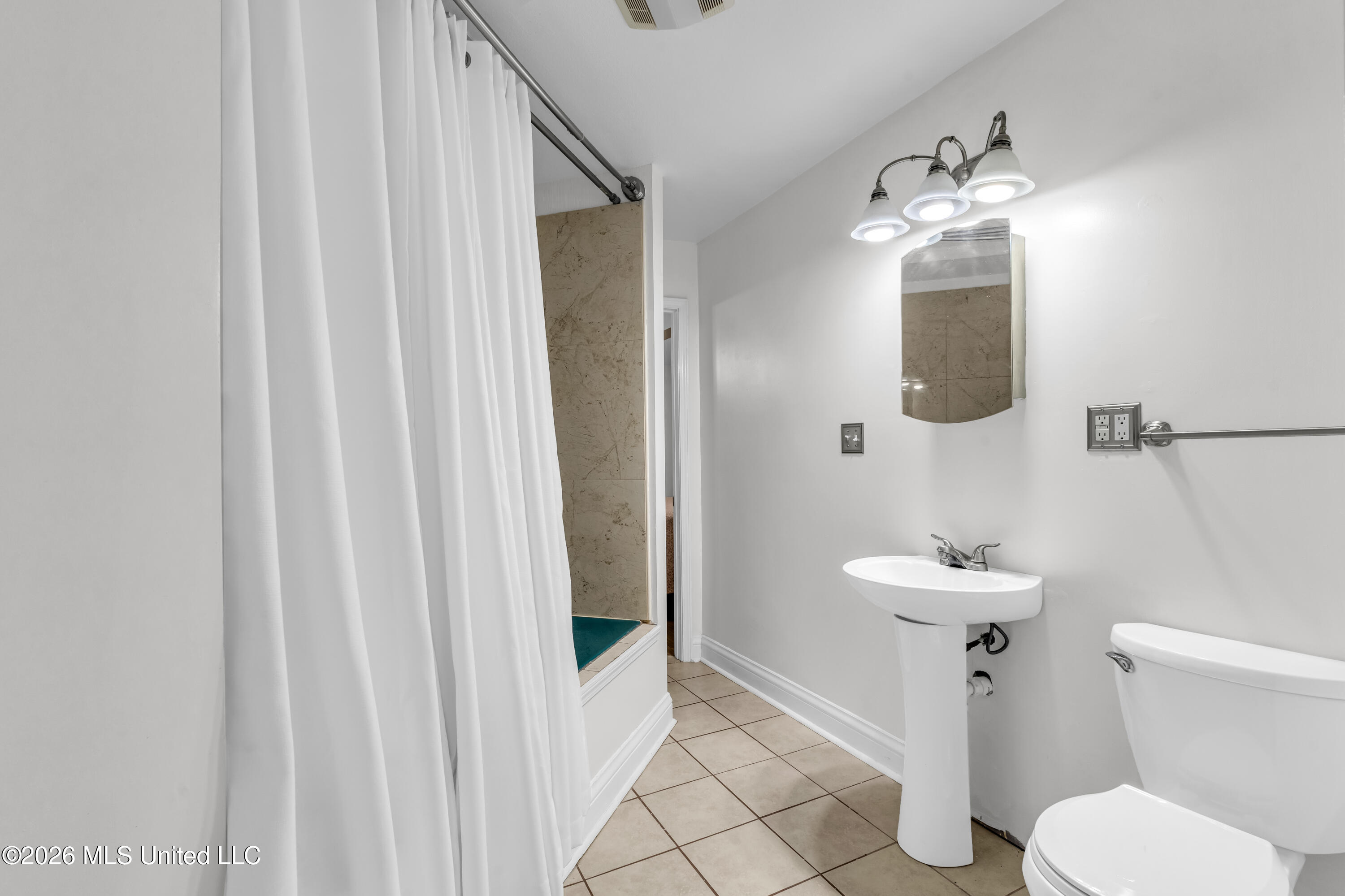 130 Melody Lane Property Photo 13