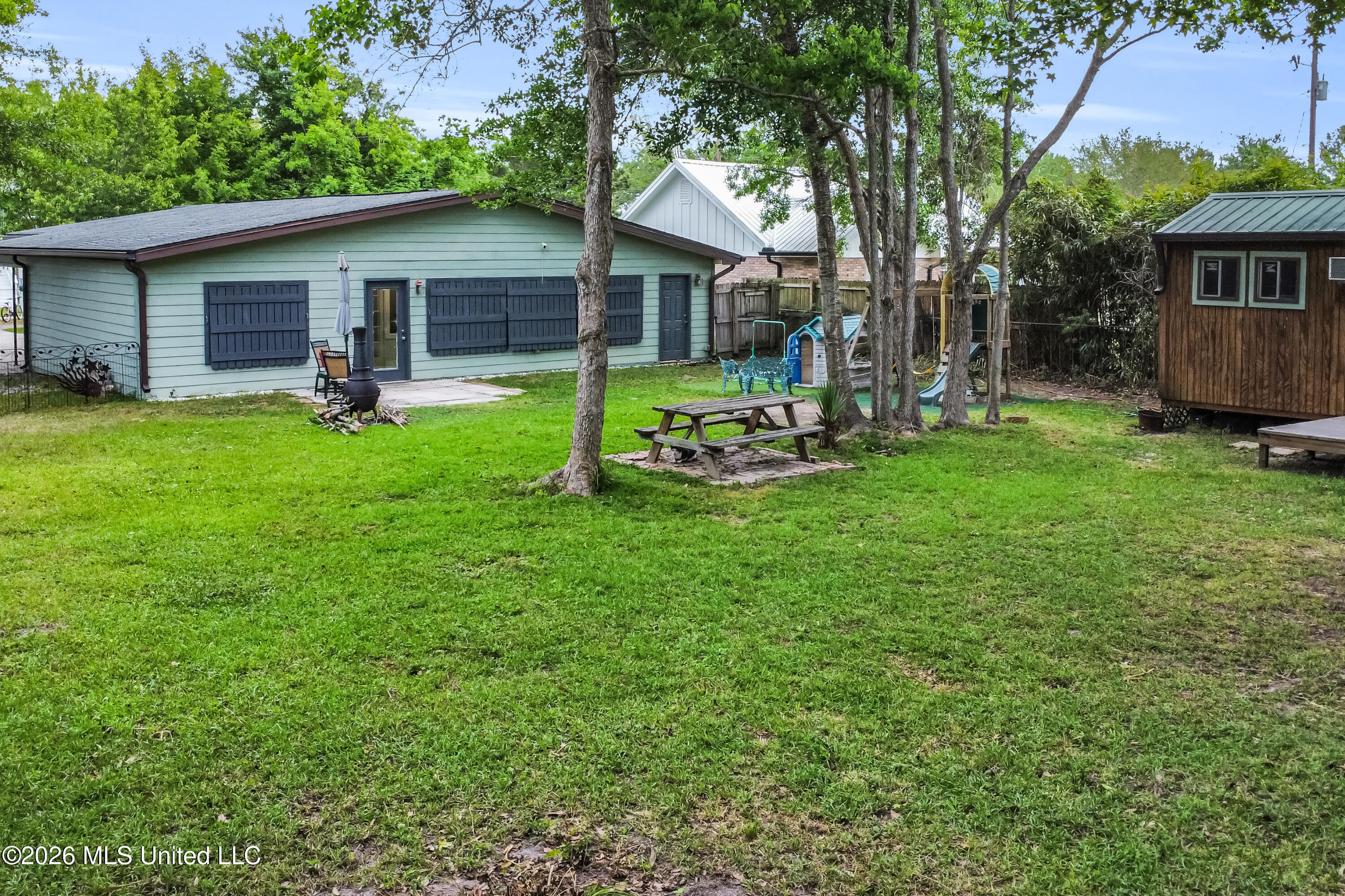 130 Melody Lane Property Photo 18