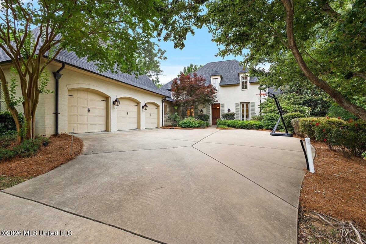 140 Fenwick Circle Property Photo 1