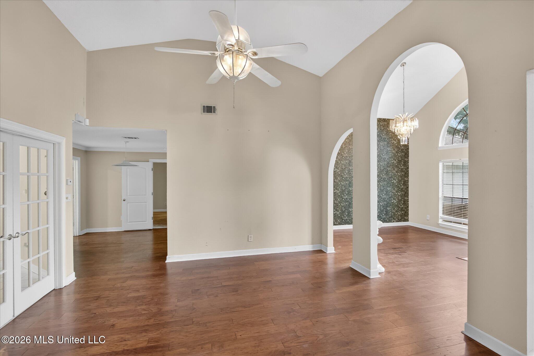 3428 Dijon Avenue Property Photo 7