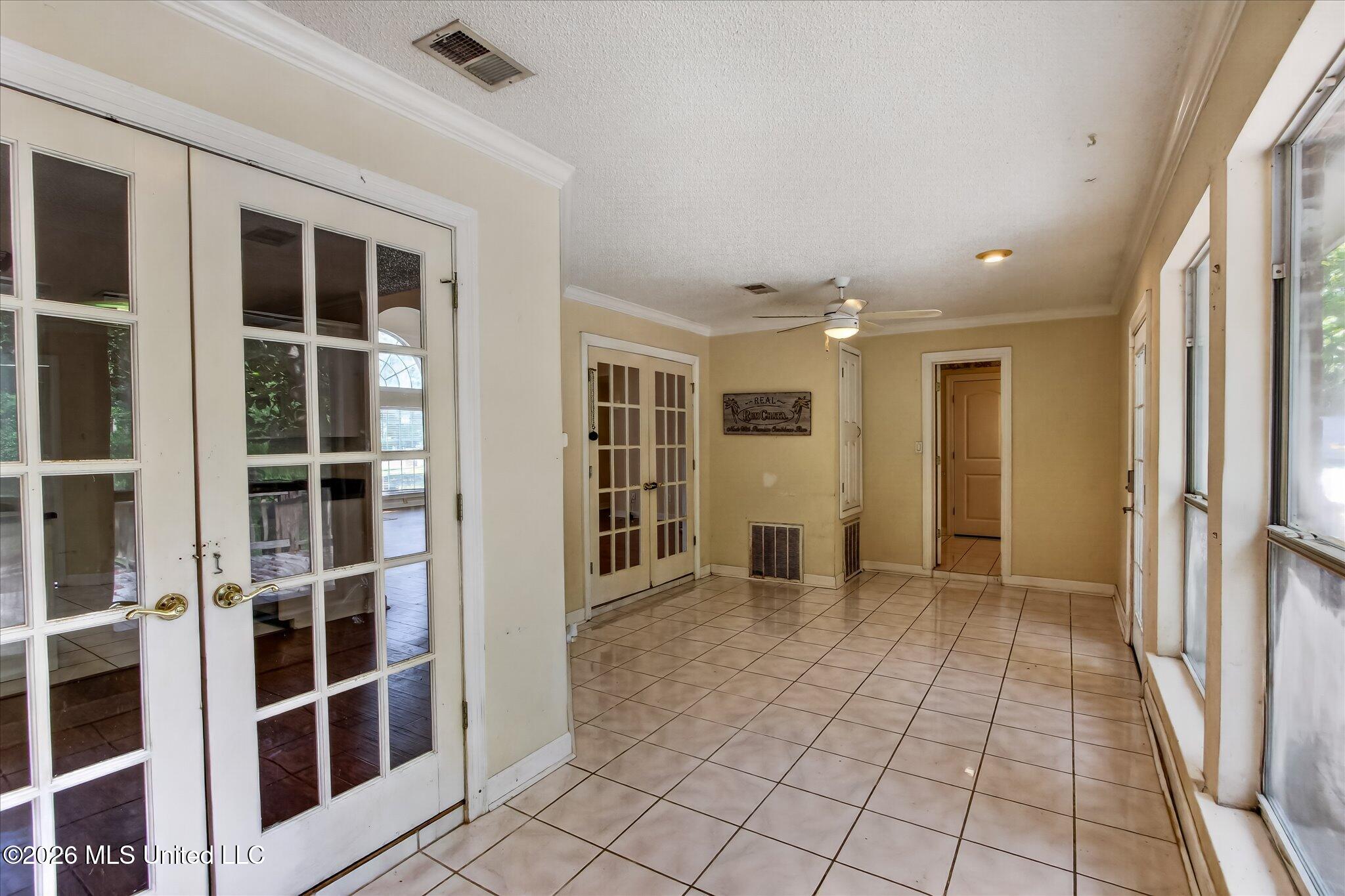 3428 Dijon Avenue Property Photo 20
