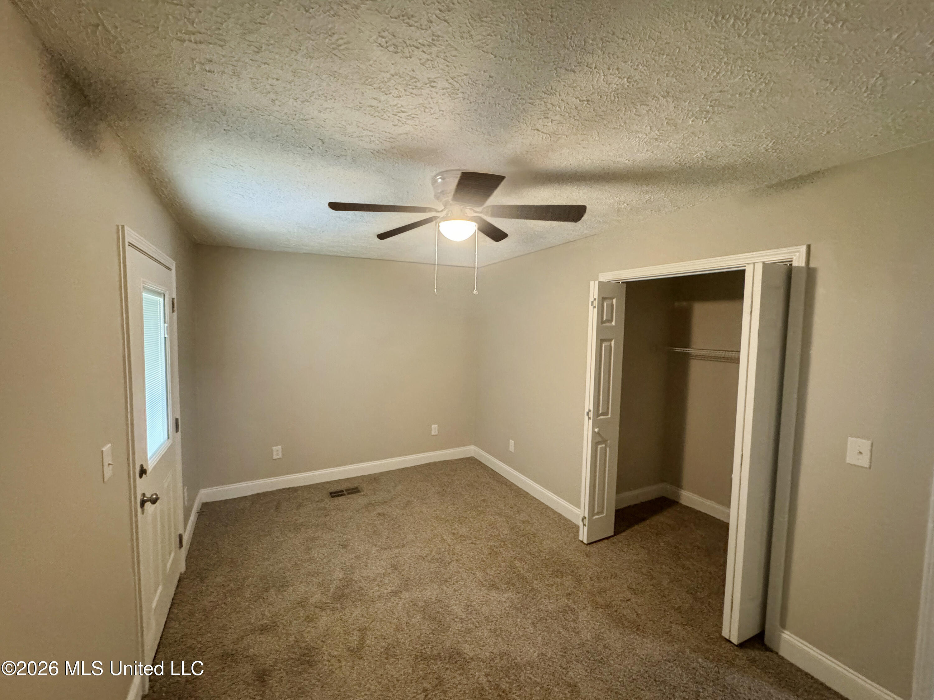 1108 Sherwood Drive Property Photo 8