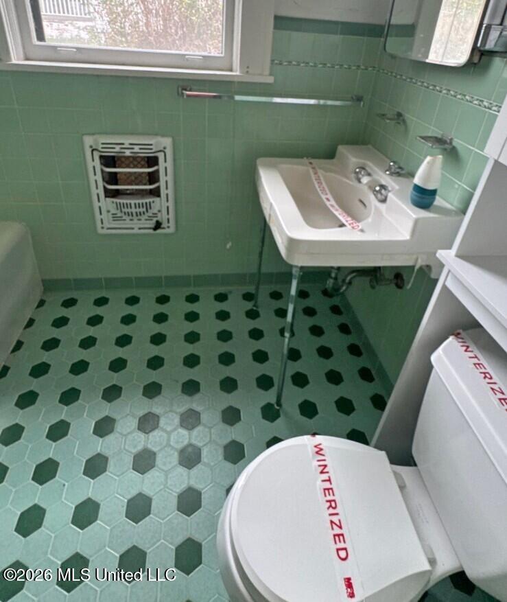 1022 Markham Street Property Photo 9