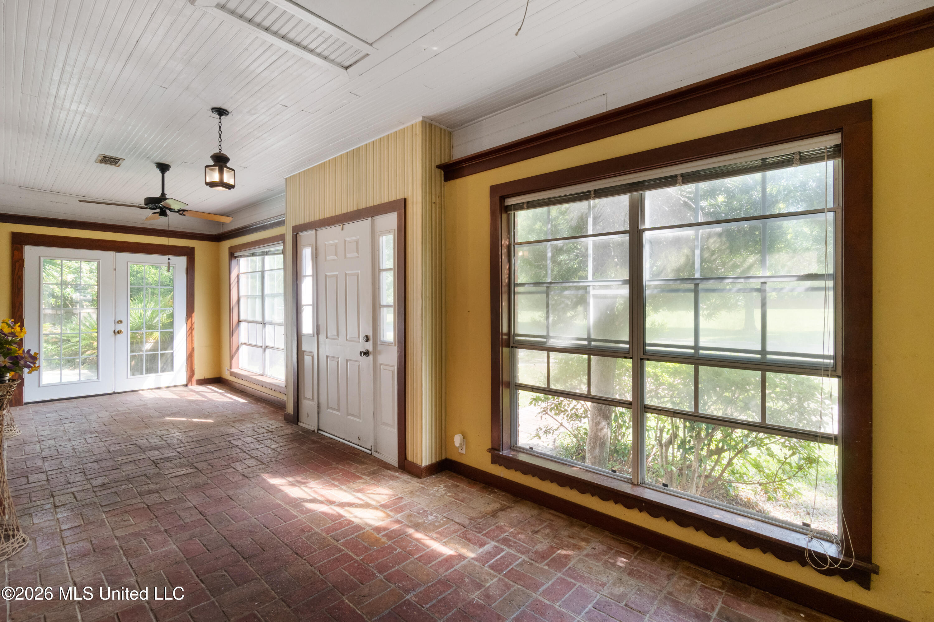 204 5th Avenue Property Photo 31