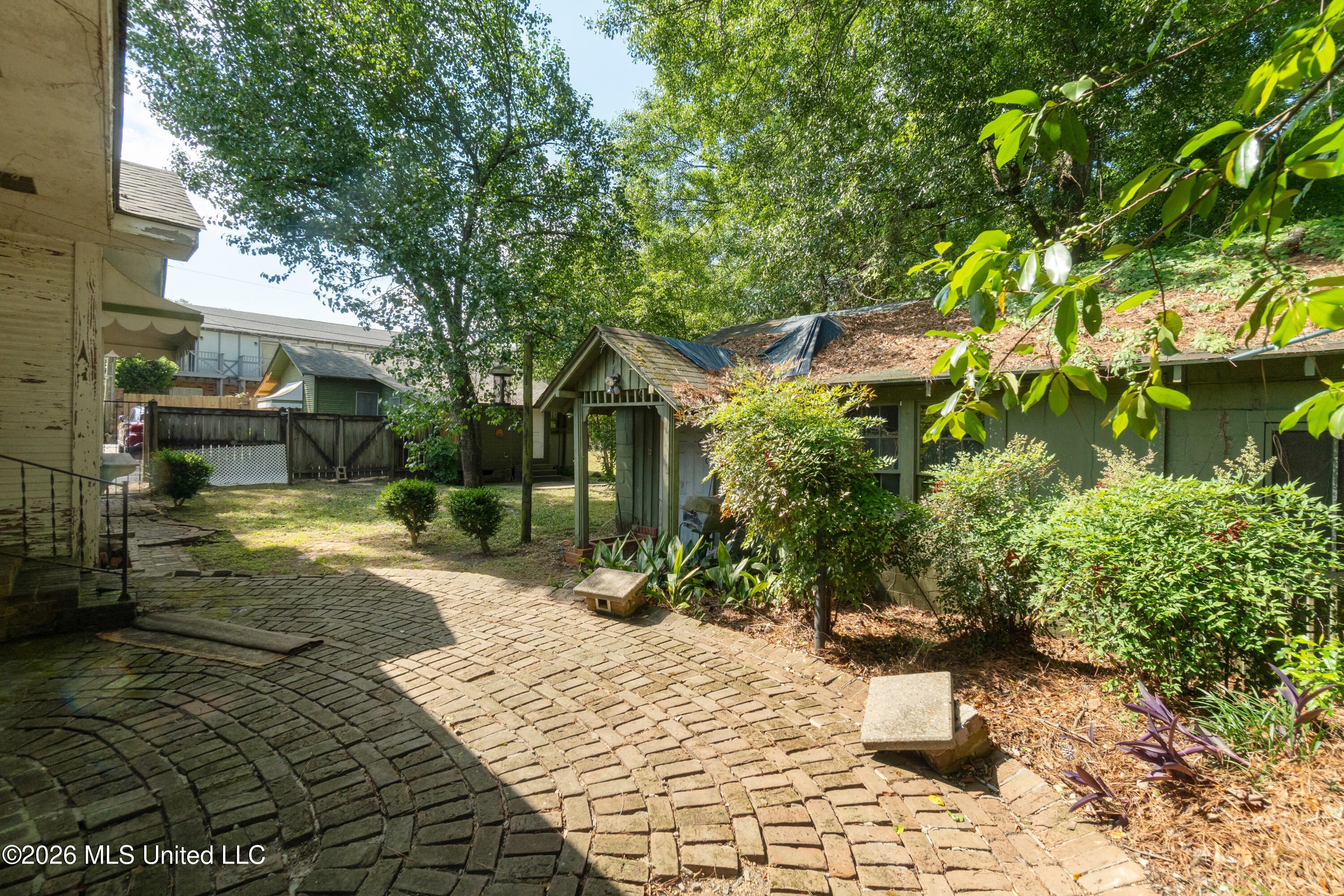 204 5th Avenue Property Photo 43