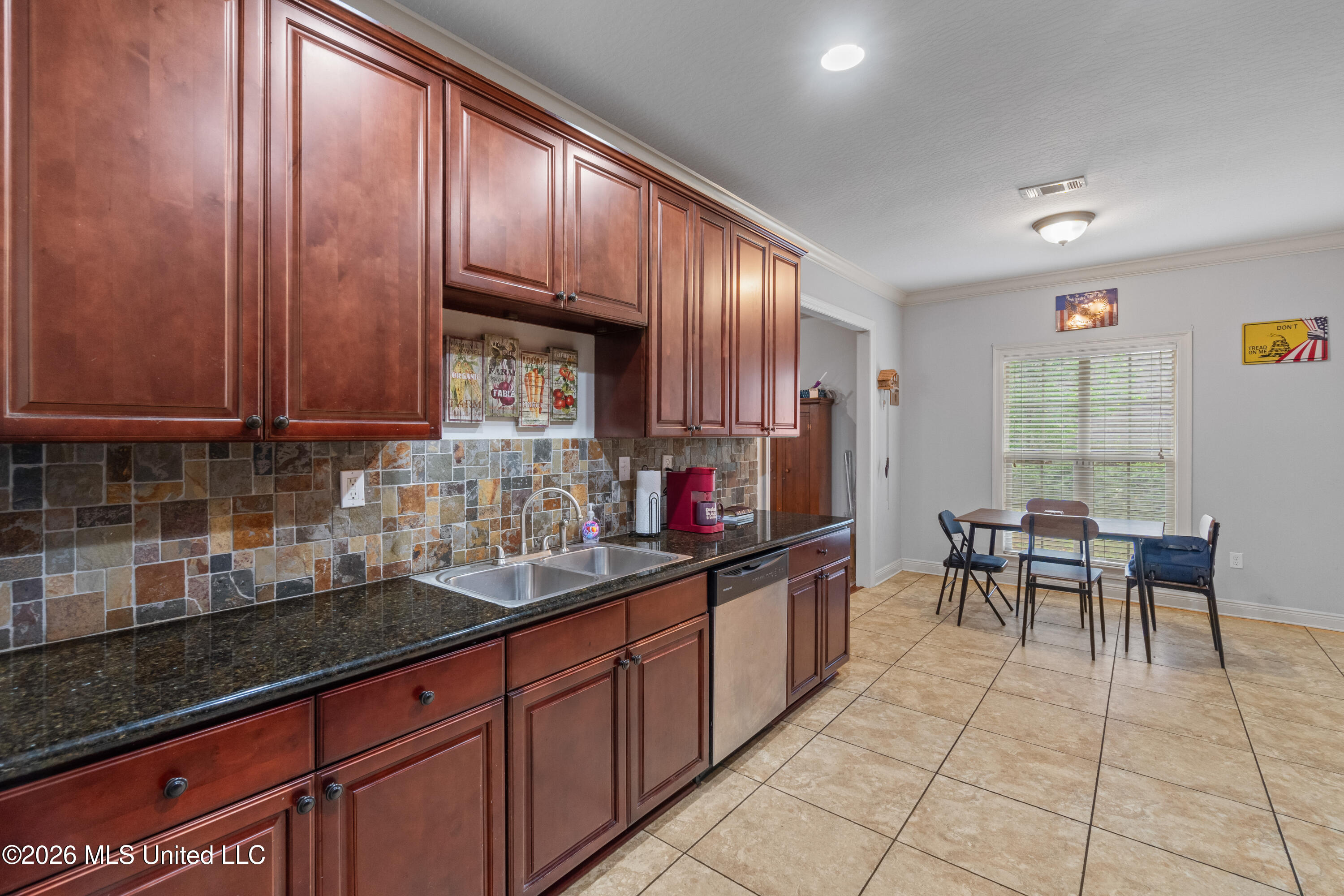 59 Lamplighter Lane Property Photo 15