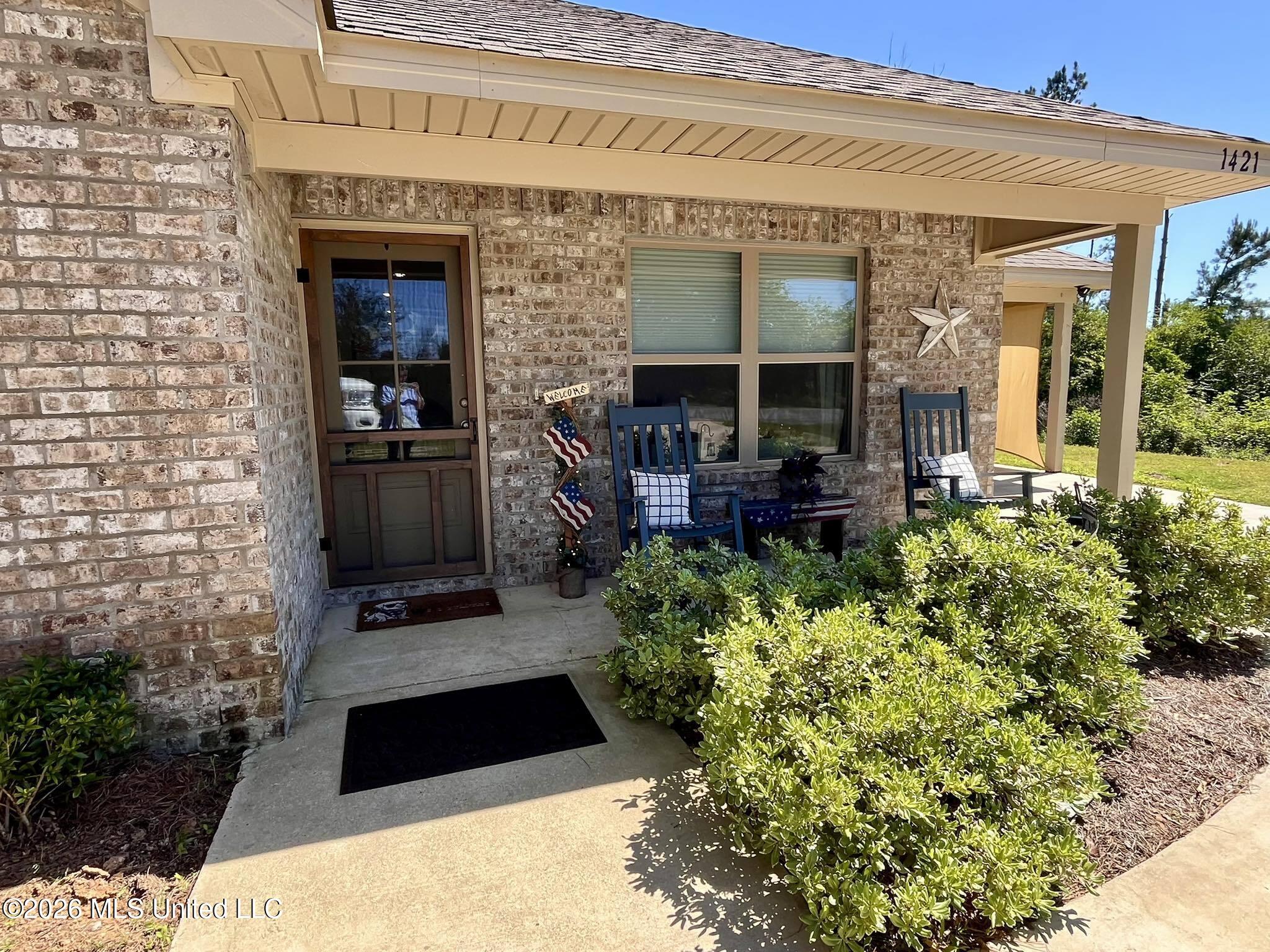 1421 Scr 66 Road Property Photo 3