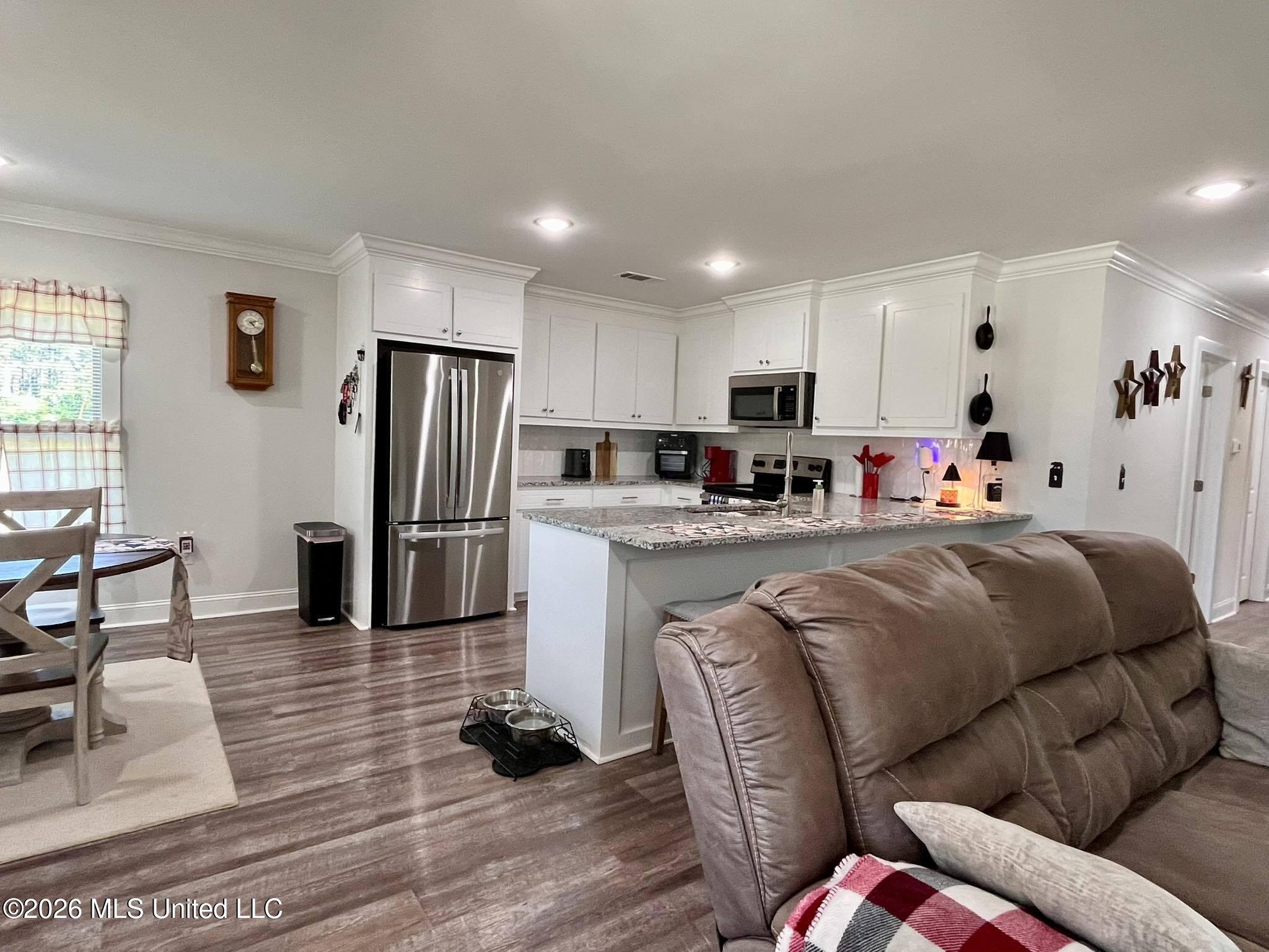 1421 Scr 66 Road Property Photo 5