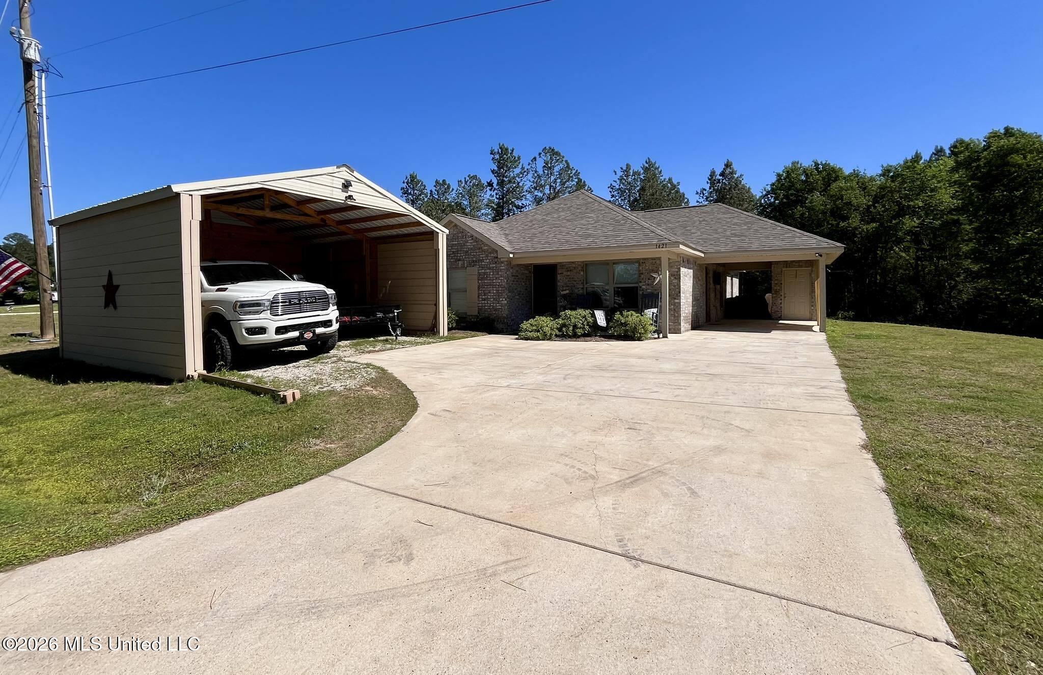 1421 Scr 66 Road Property Photo 45