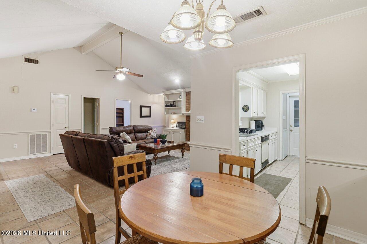 7153 Copper Ridge Drive Property Photo 5