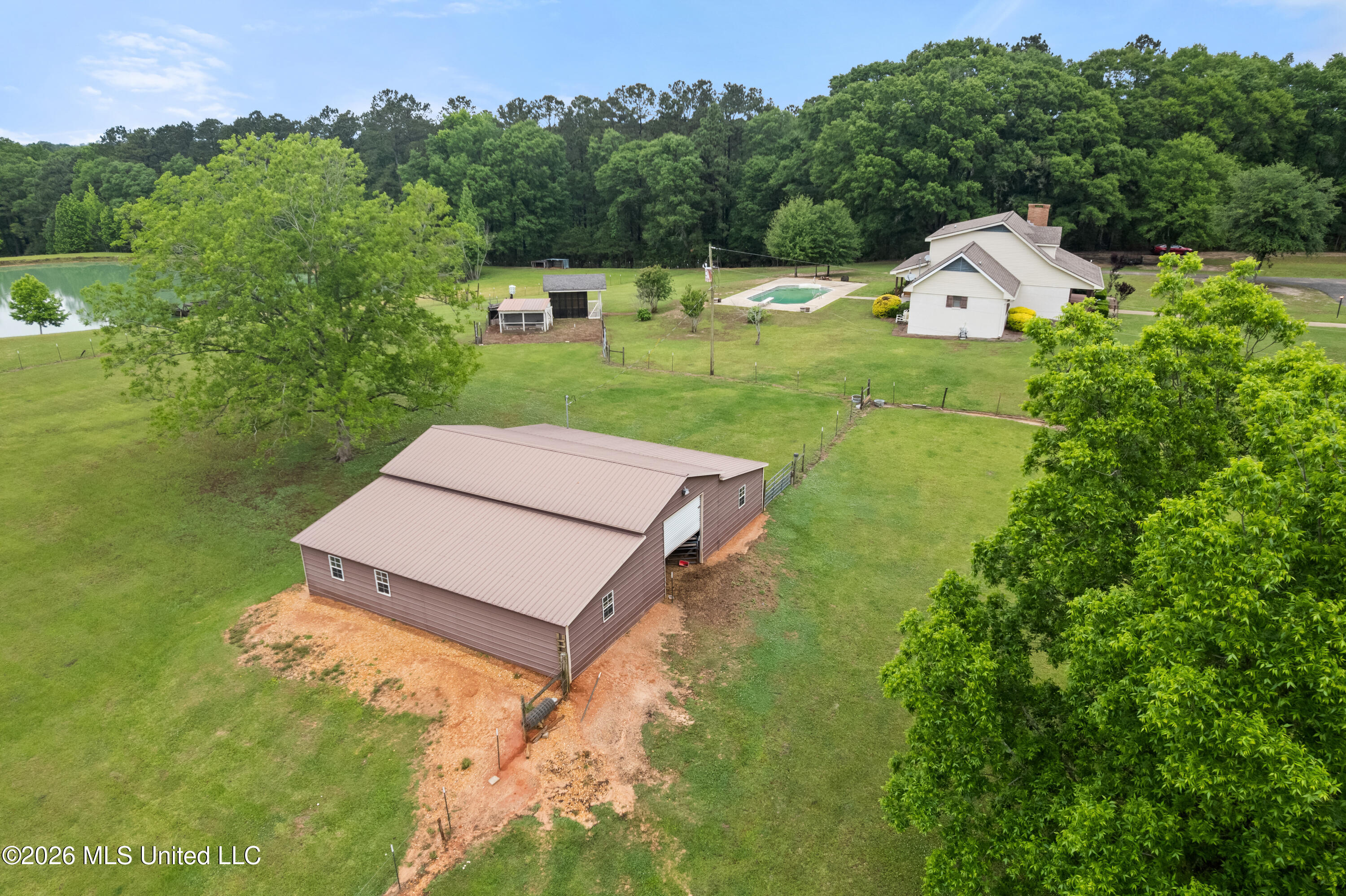 1329 Grantham Road Property Photo 5