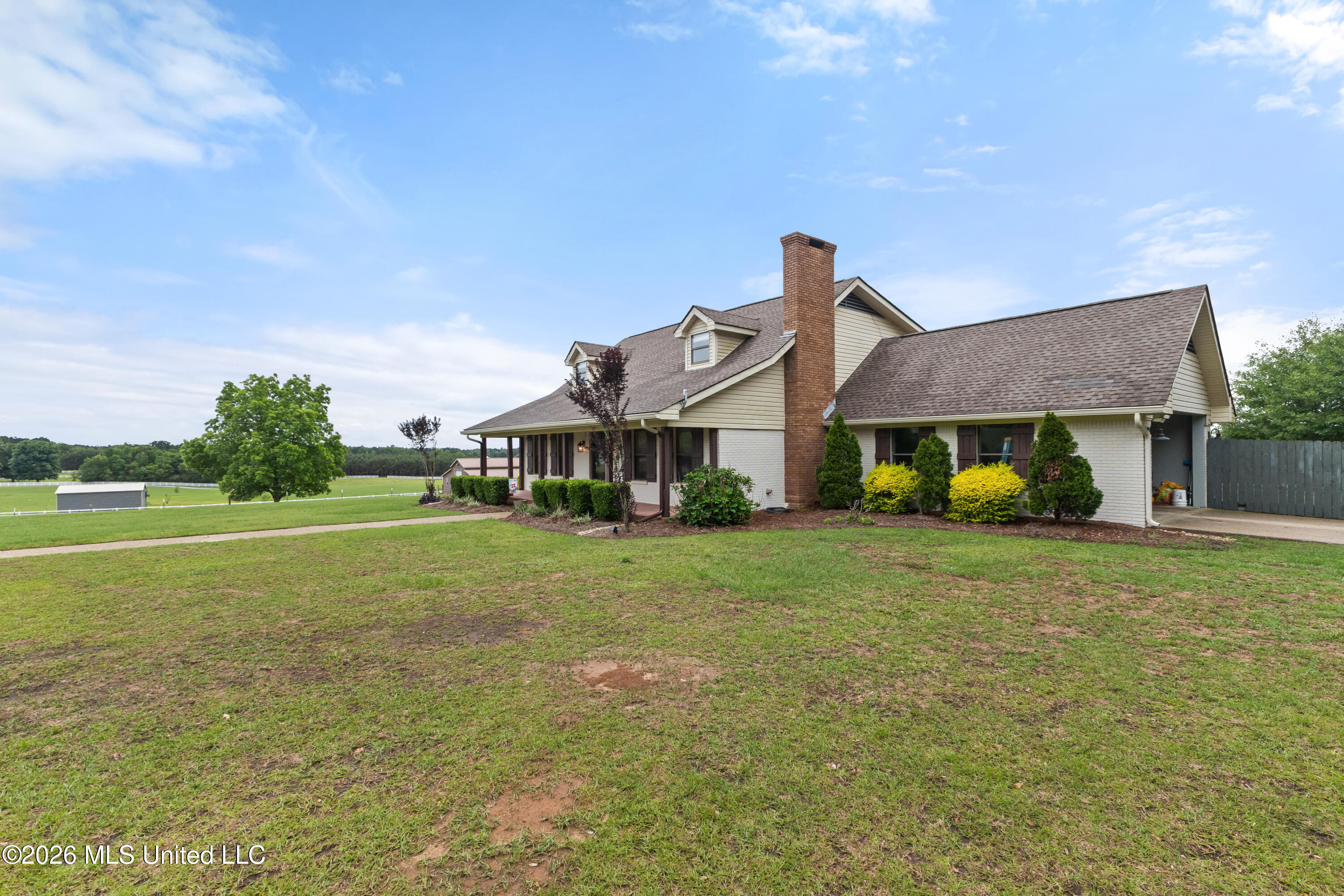 1329 Grantham Road Property Photo 7