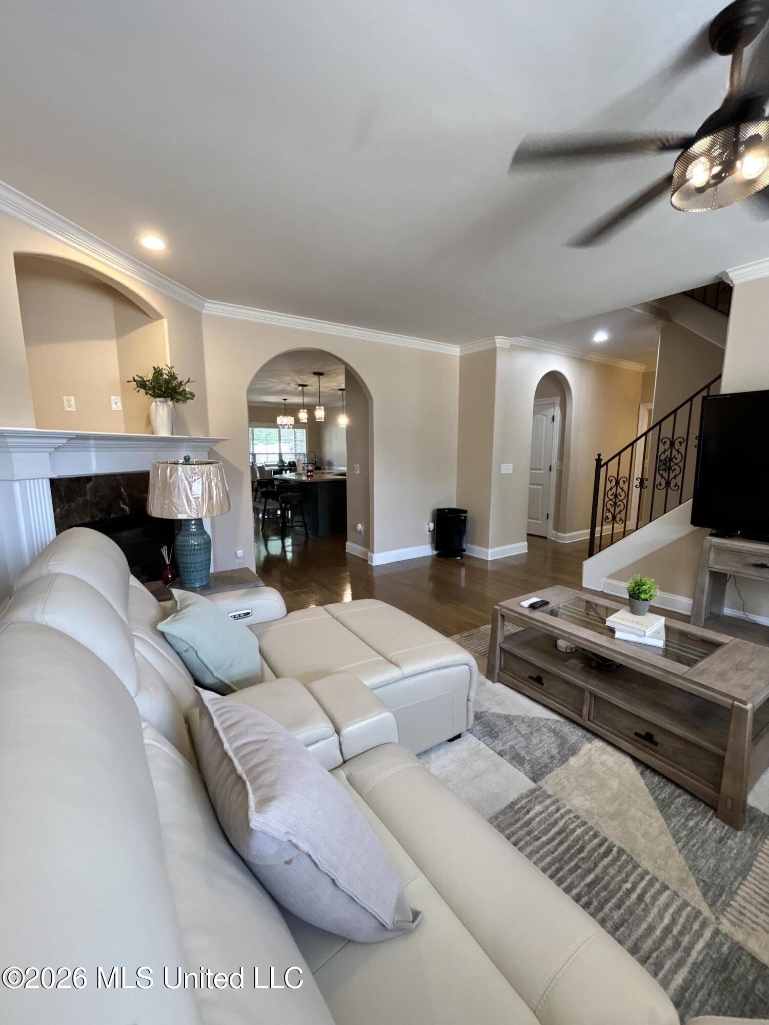 9084 Belle Maison Boulevard Property Photo 9