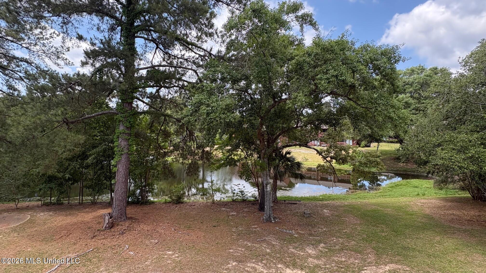 239 Lakeside Villa Property Photo 2