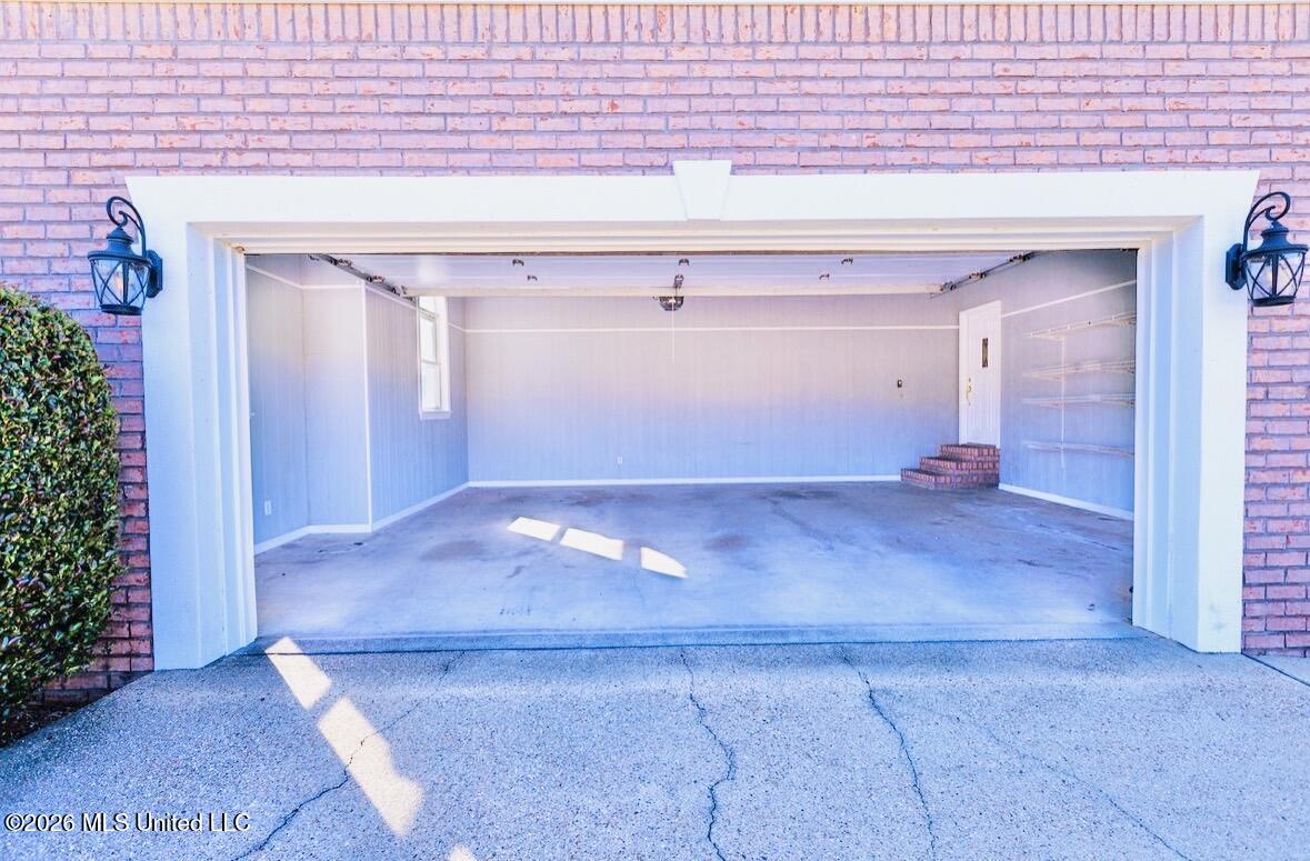 15 Lakeshore Drive Property Photo 6