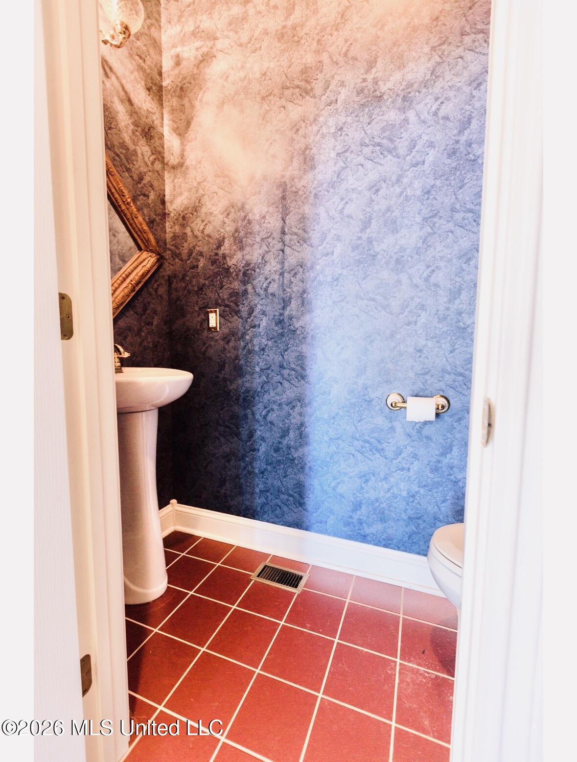 15 Lakeshore Drive Property Photo 25