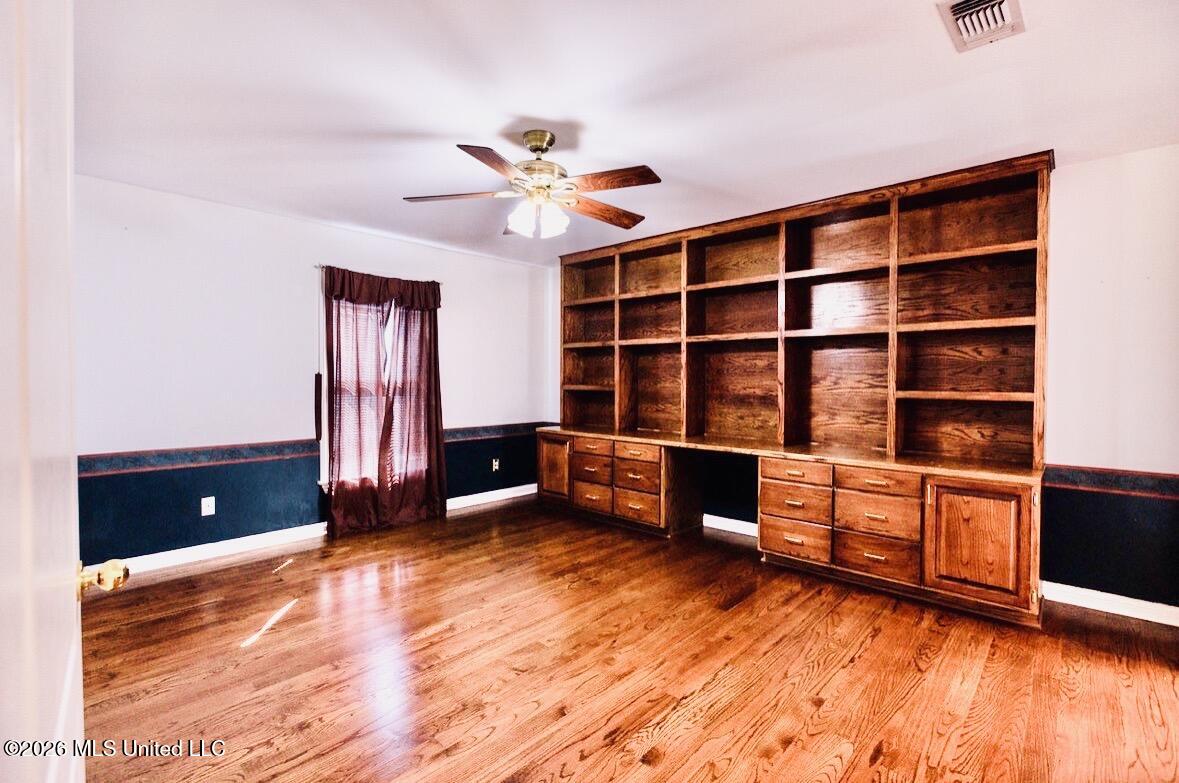 15 Lakeshore Drive Property Photo 47