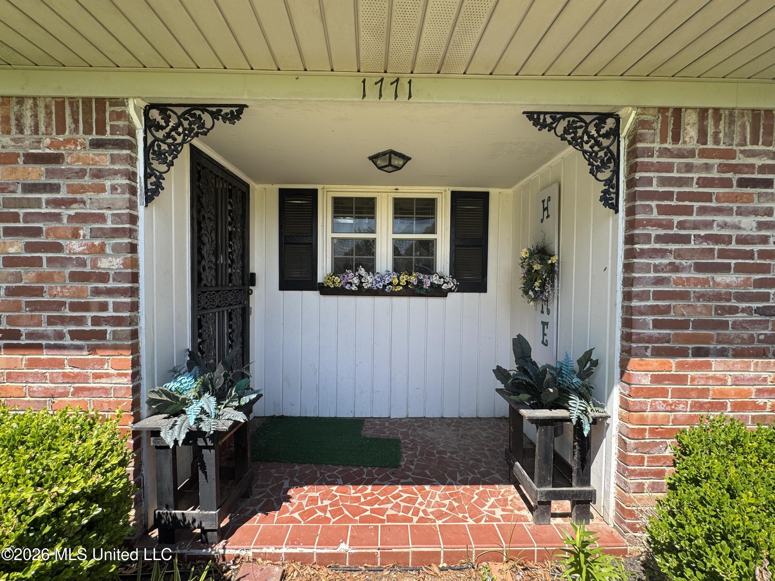 1771 Cummins Avenue Property Photo 2