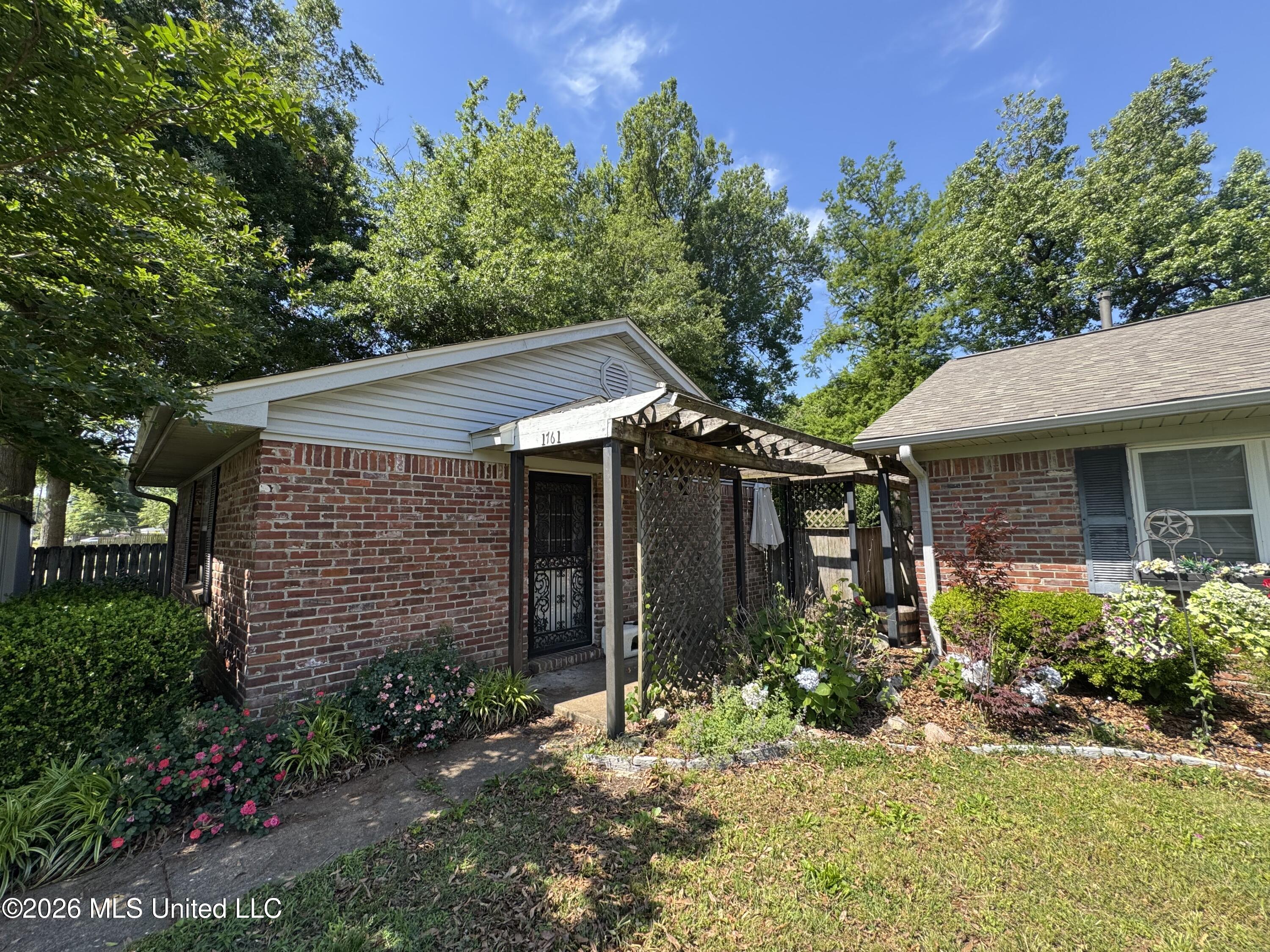 1771 Cummins Avenue Property Photo 21