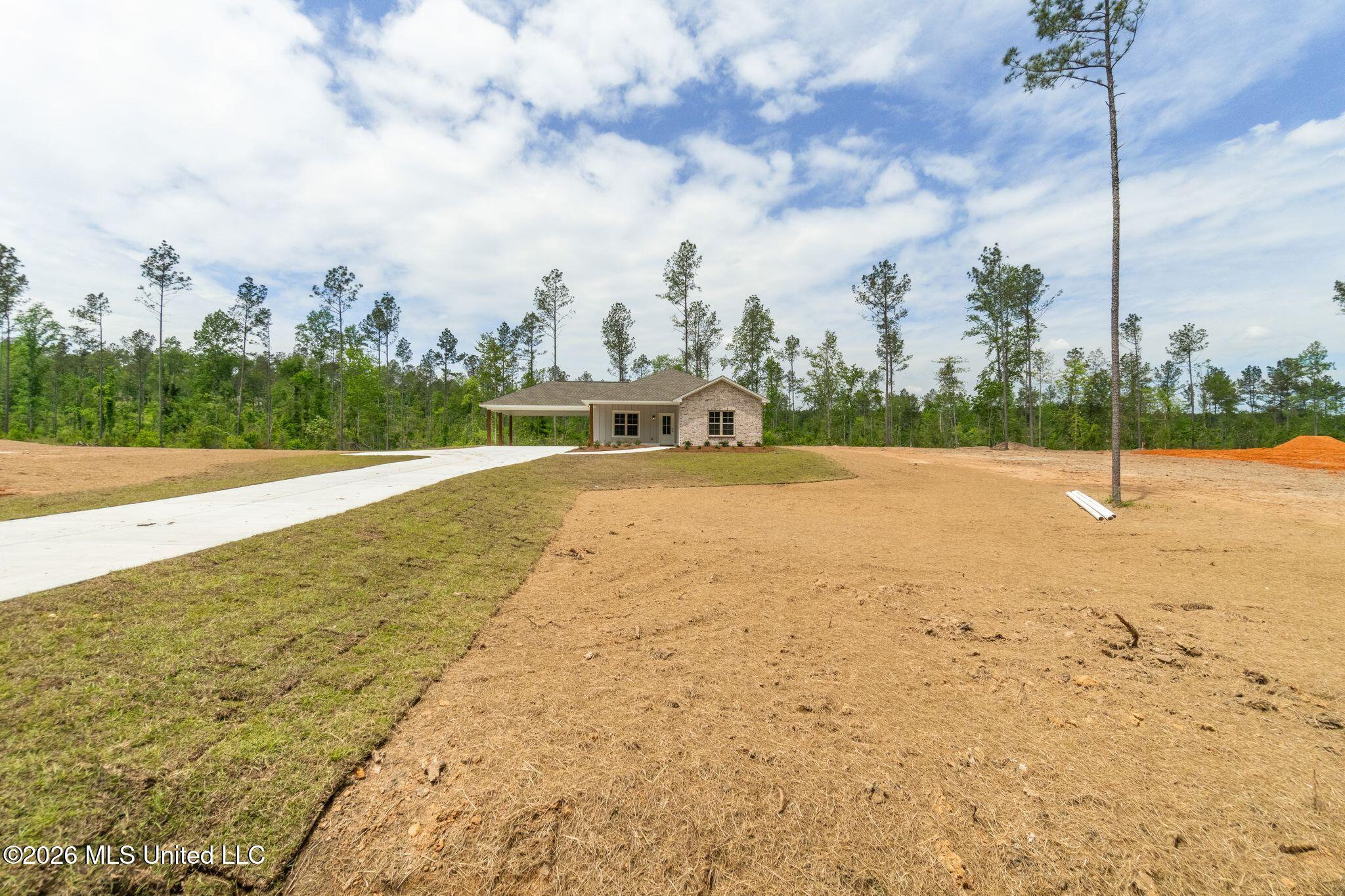 61 Noel Townsend Road Property Photo 3