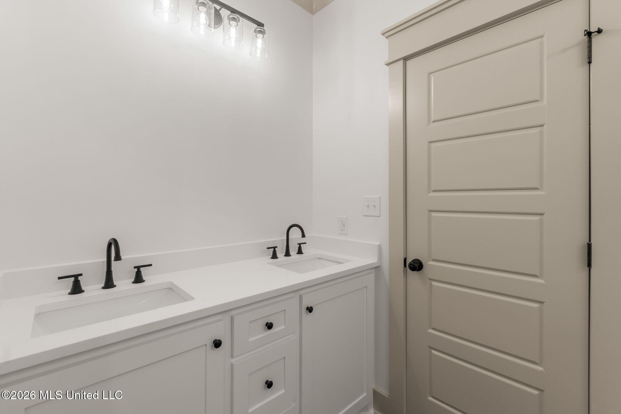 61 Noel Townsend Road Property Photo 22
