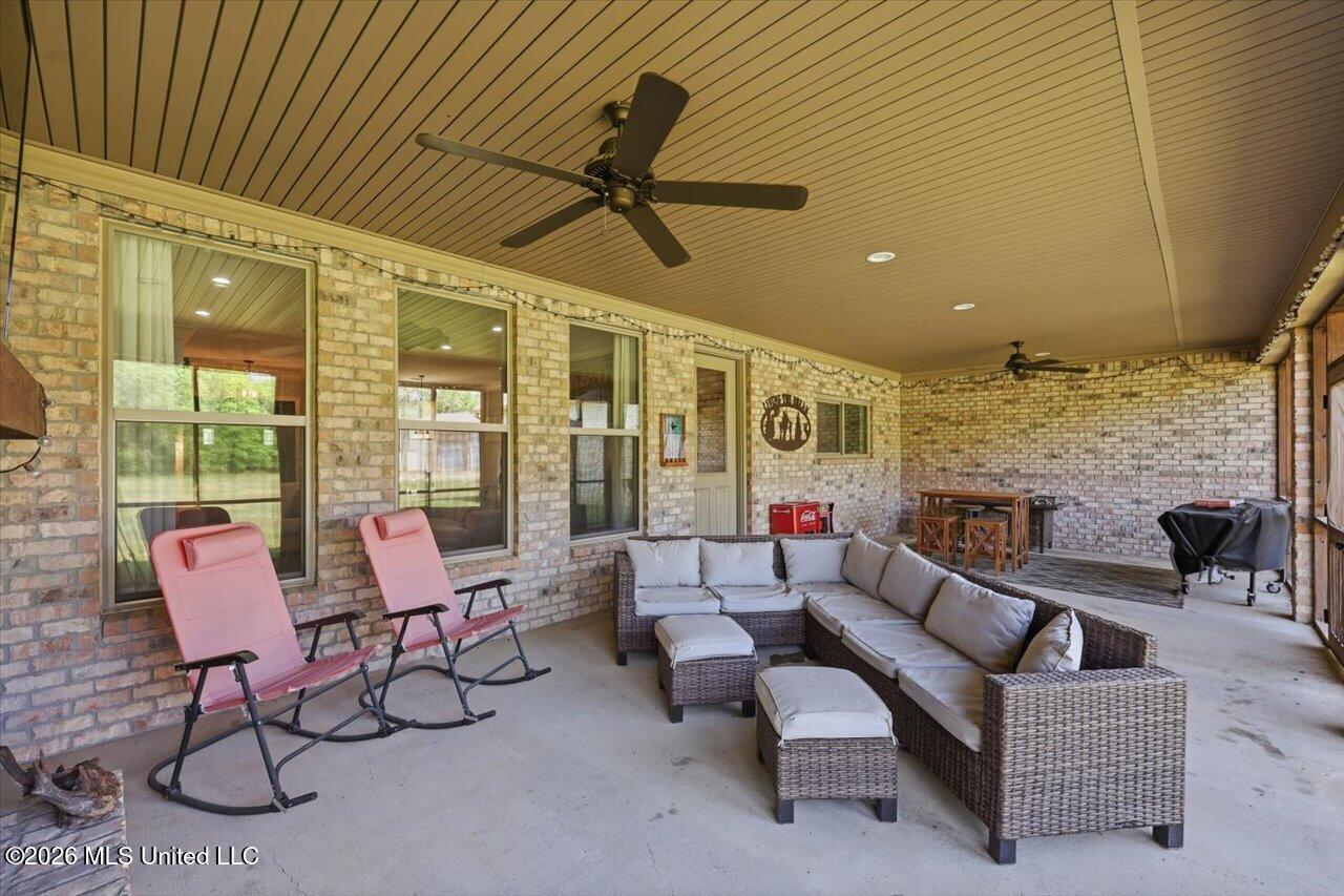 4072 Highway 471 Property Photo 44