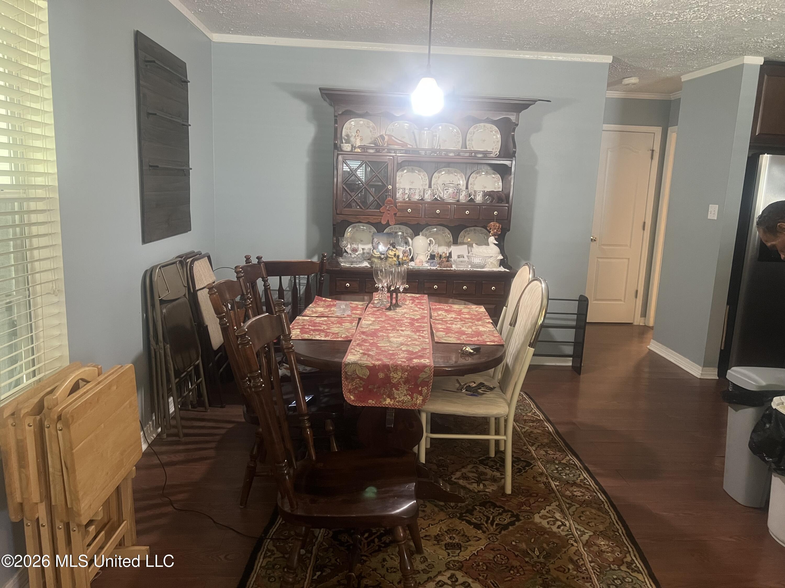 16317 Greenglade Drive Property Photo 11