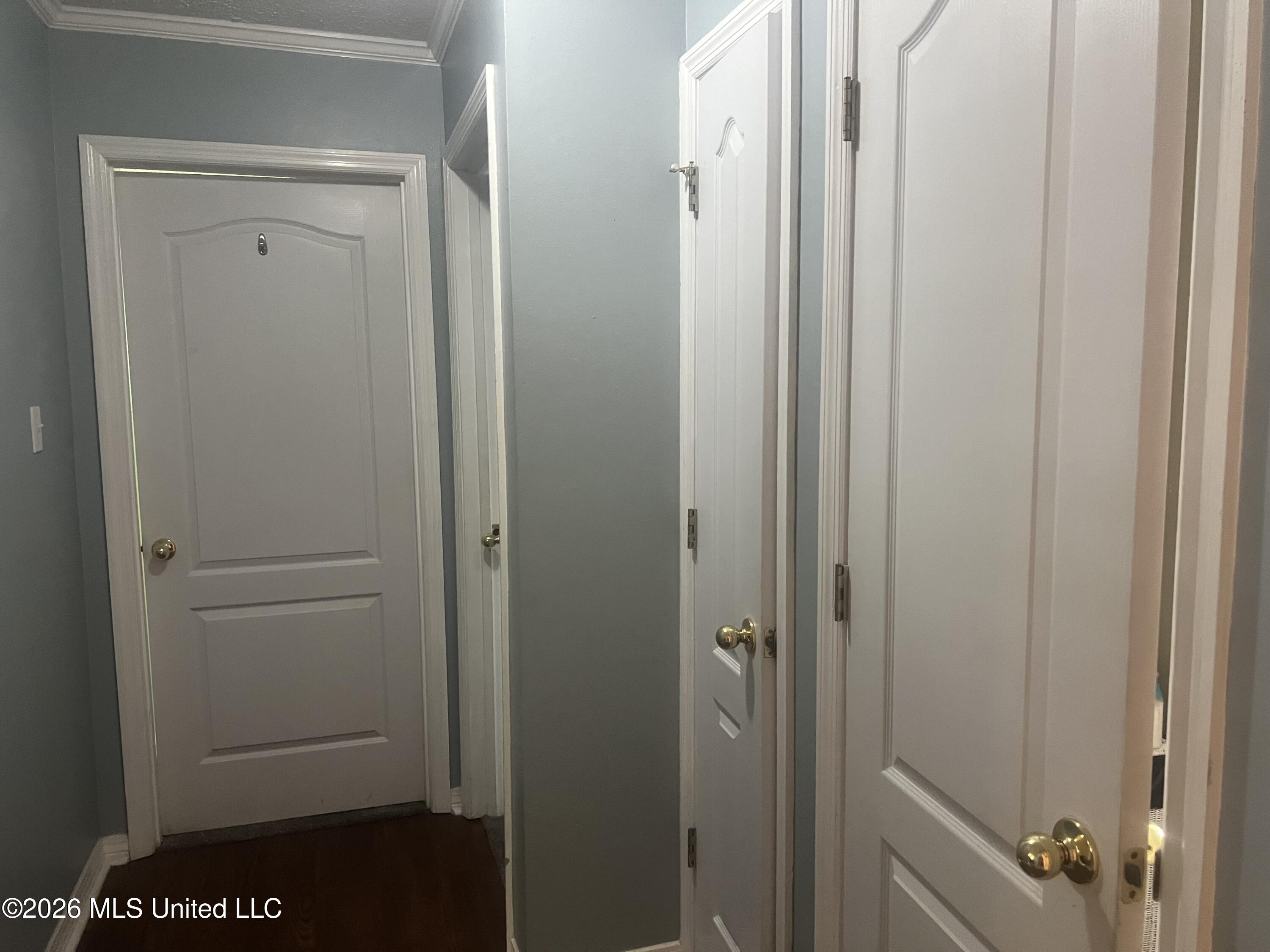 16317 Greenglade Drive Property Photo 15