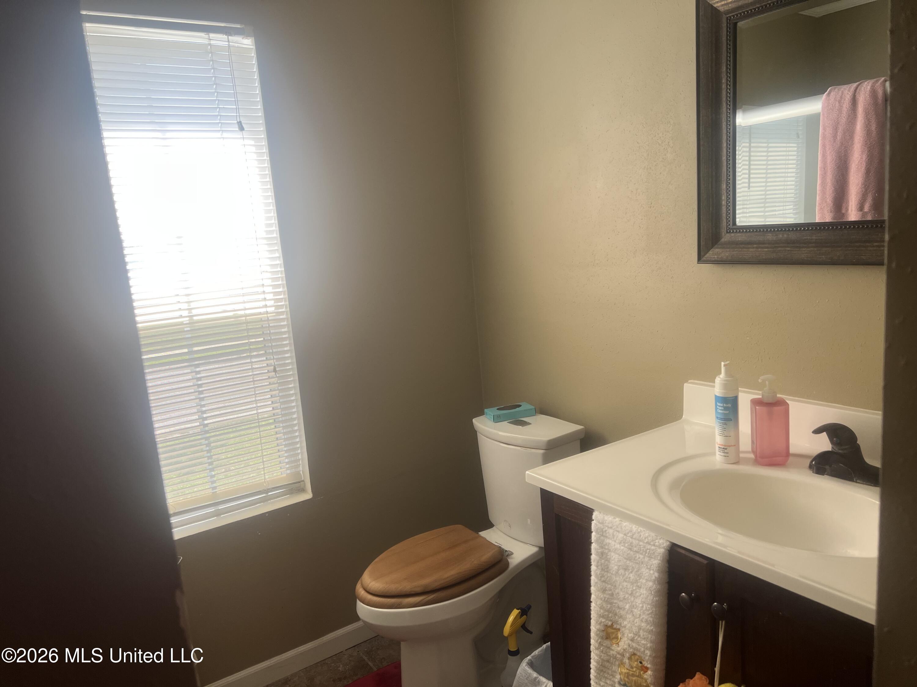 16317 Greenglade Drive Property Photo 25