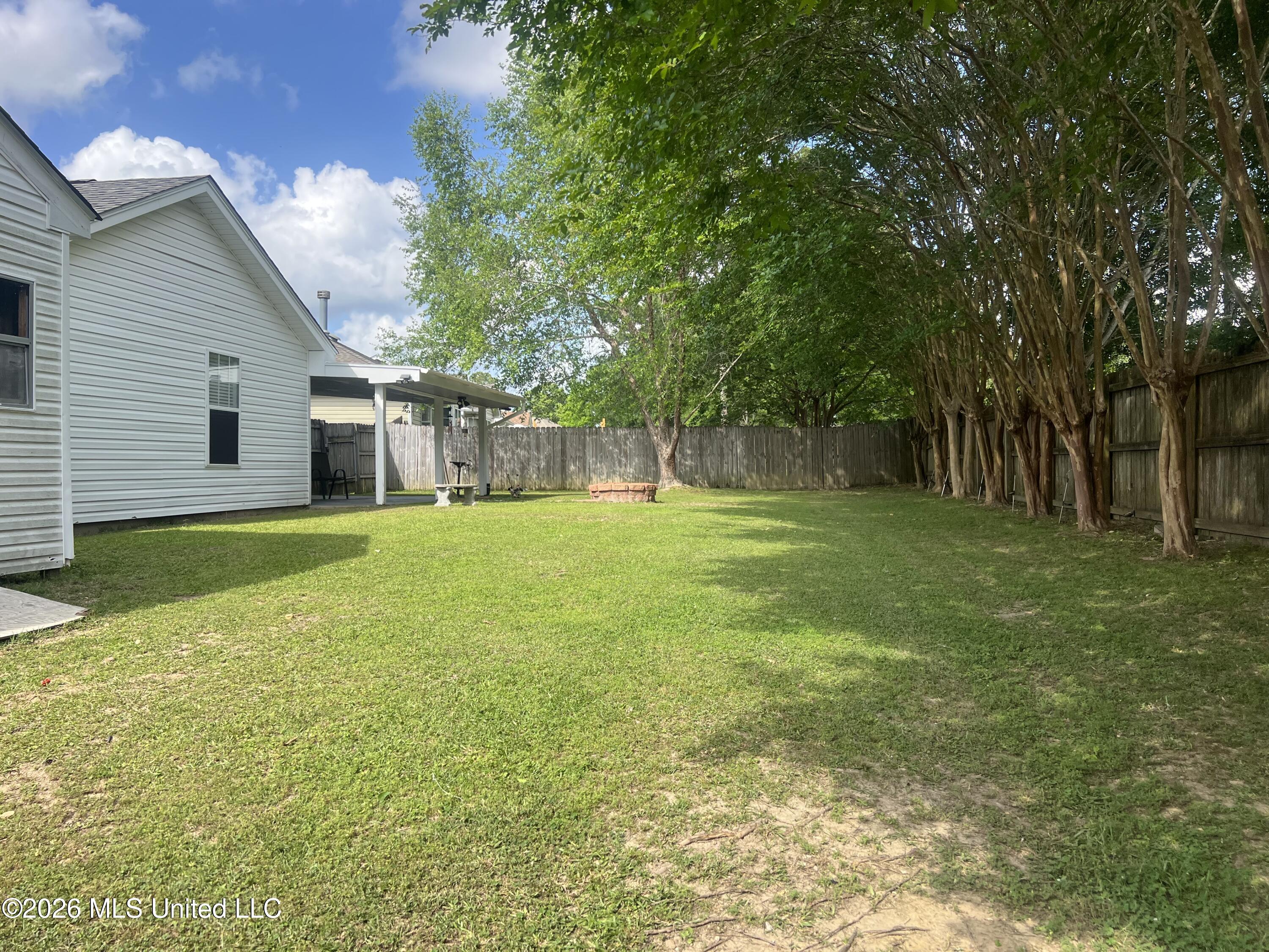 16317 Greenglade Drive Property Photo 33